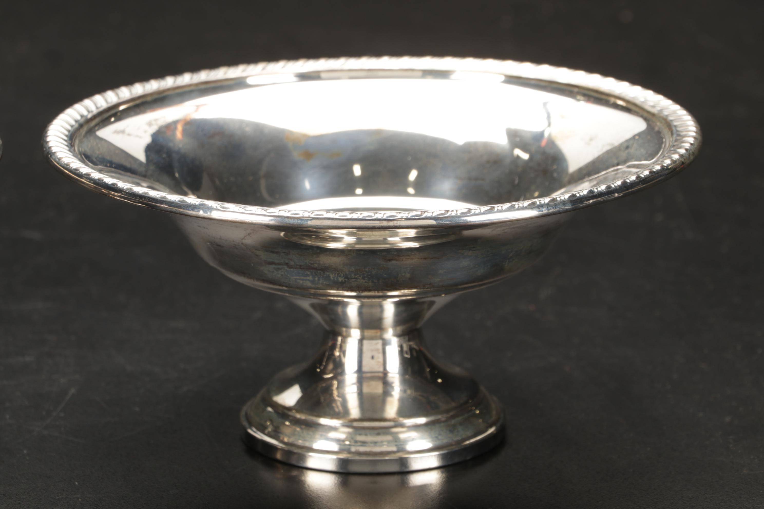 Reed & Barton "Trajan" Sterling Silver Bowl with Weighted Silver Serveware