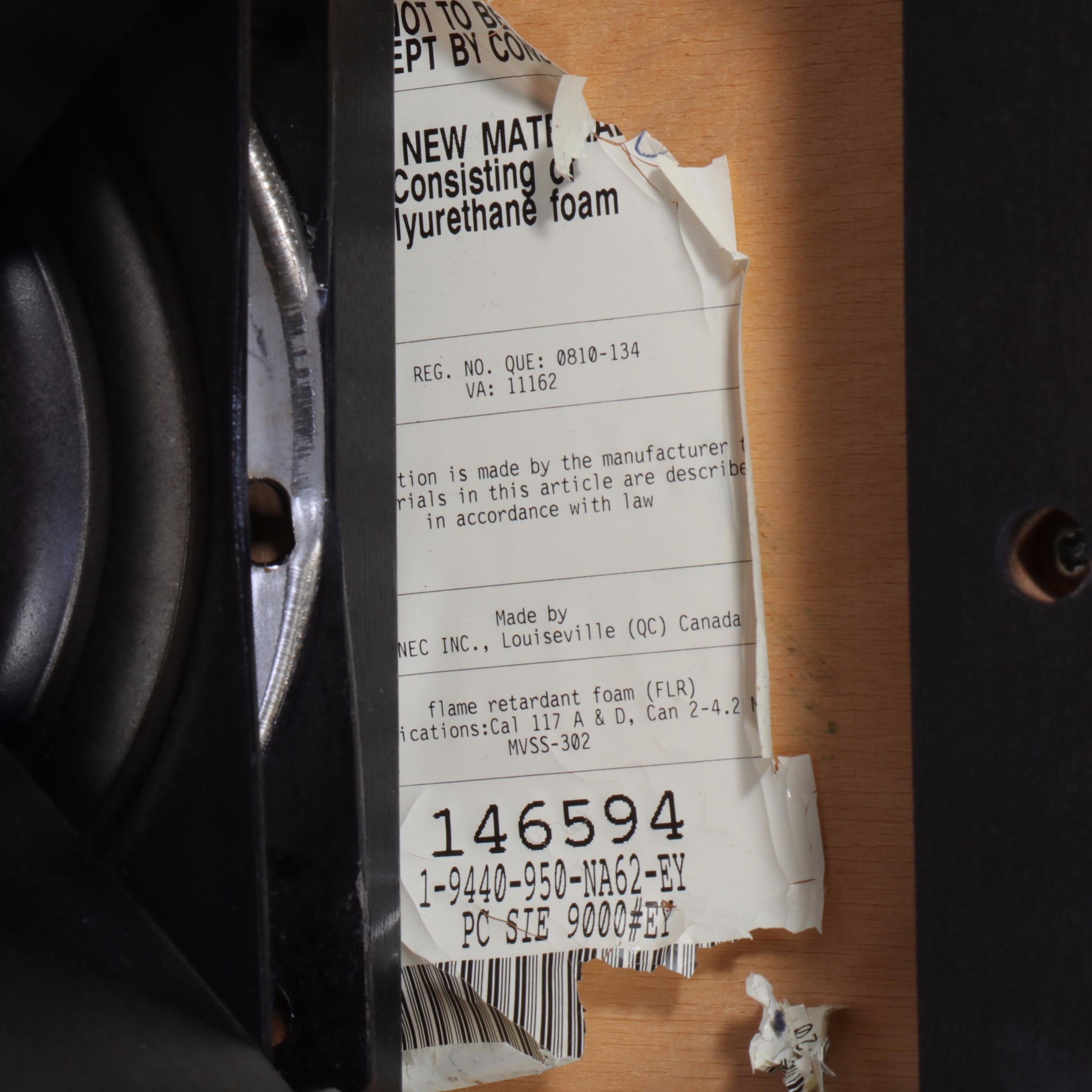 Contemporary High-Top Round Table with Swivel Bar Stools