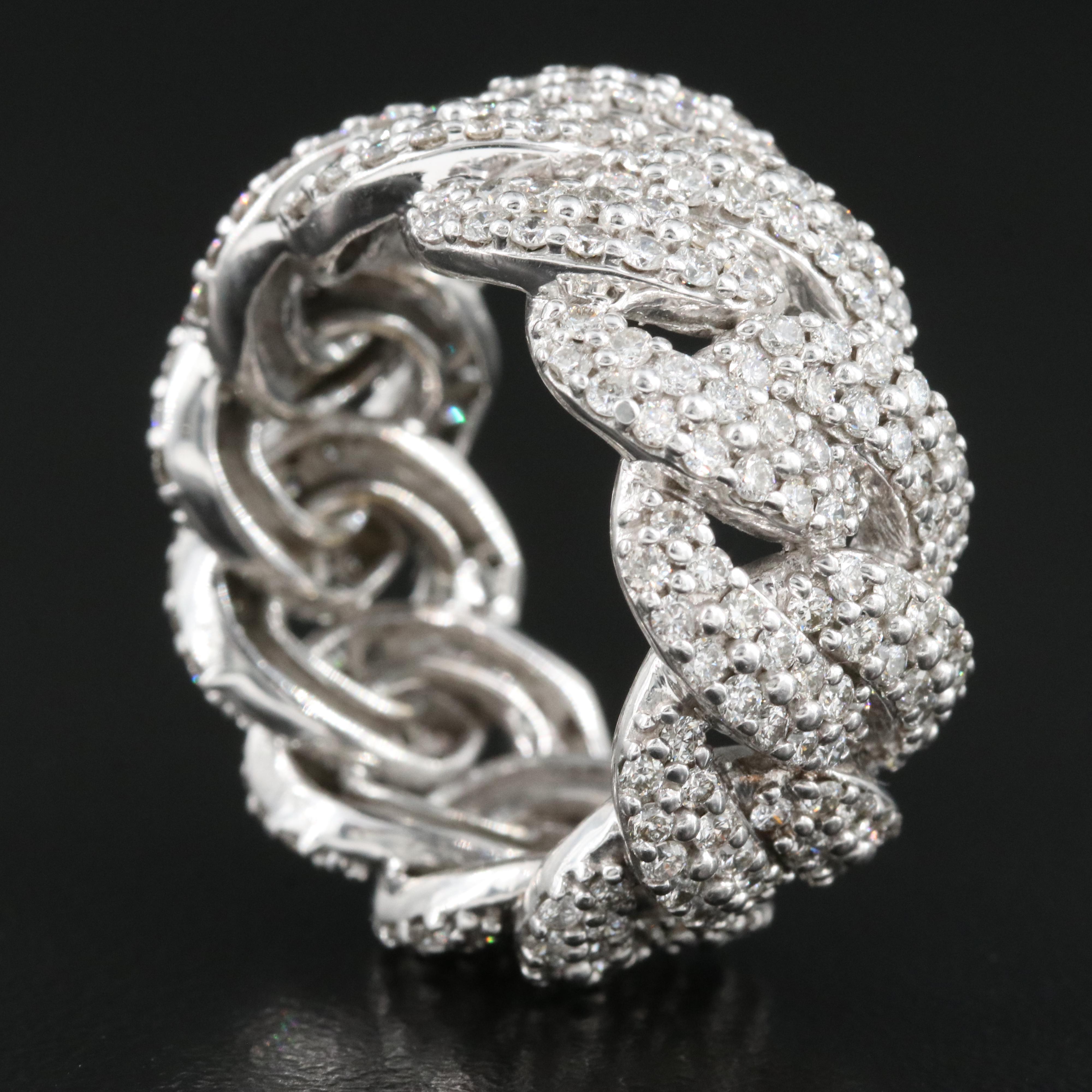 14K 3.08 CTW Diamond Interlocking Band