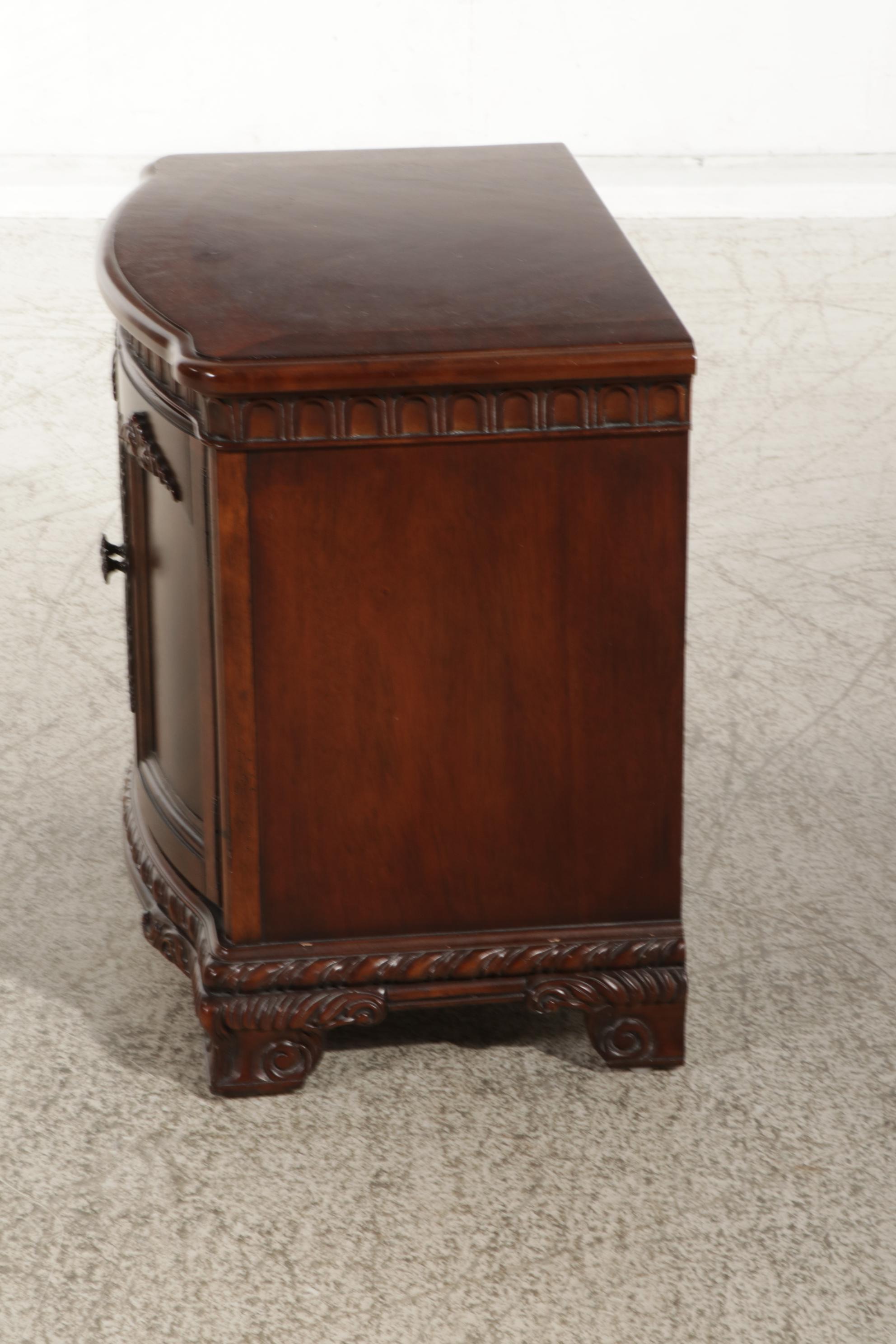 Baroque Style Mahogany Finish Two-Door Nighstand