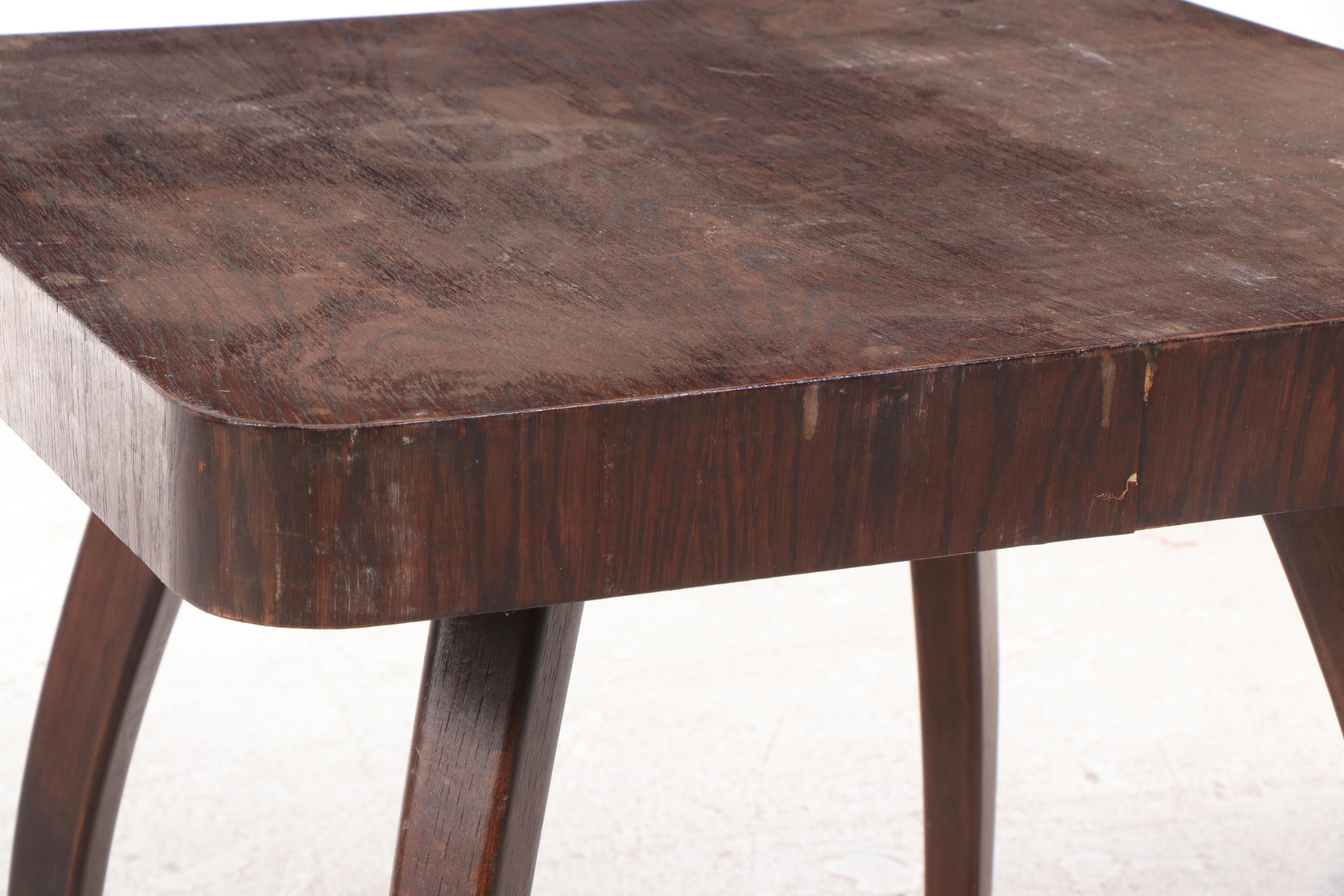 Czech Modern Oak Side Table, Mid to Late 20th Century
