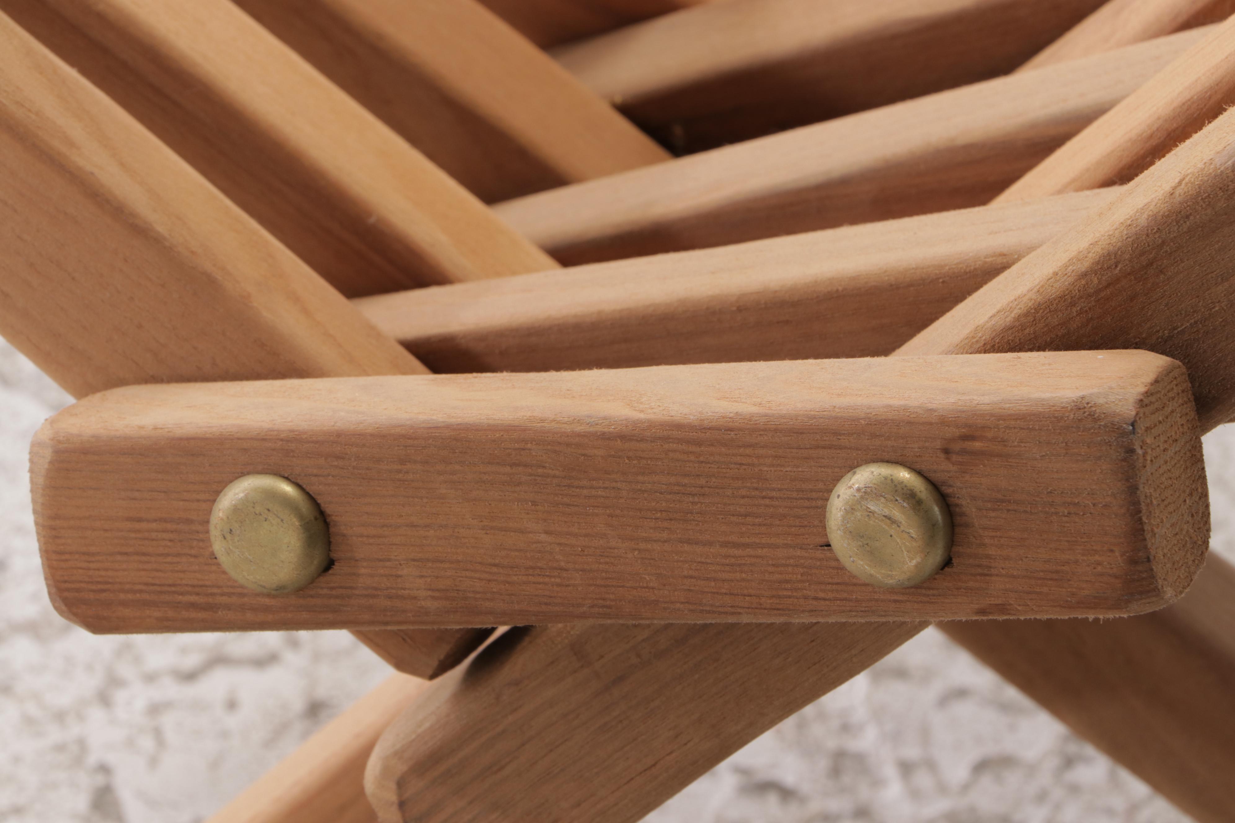 Slatted Hardwood Folding Patio Lounge Chair