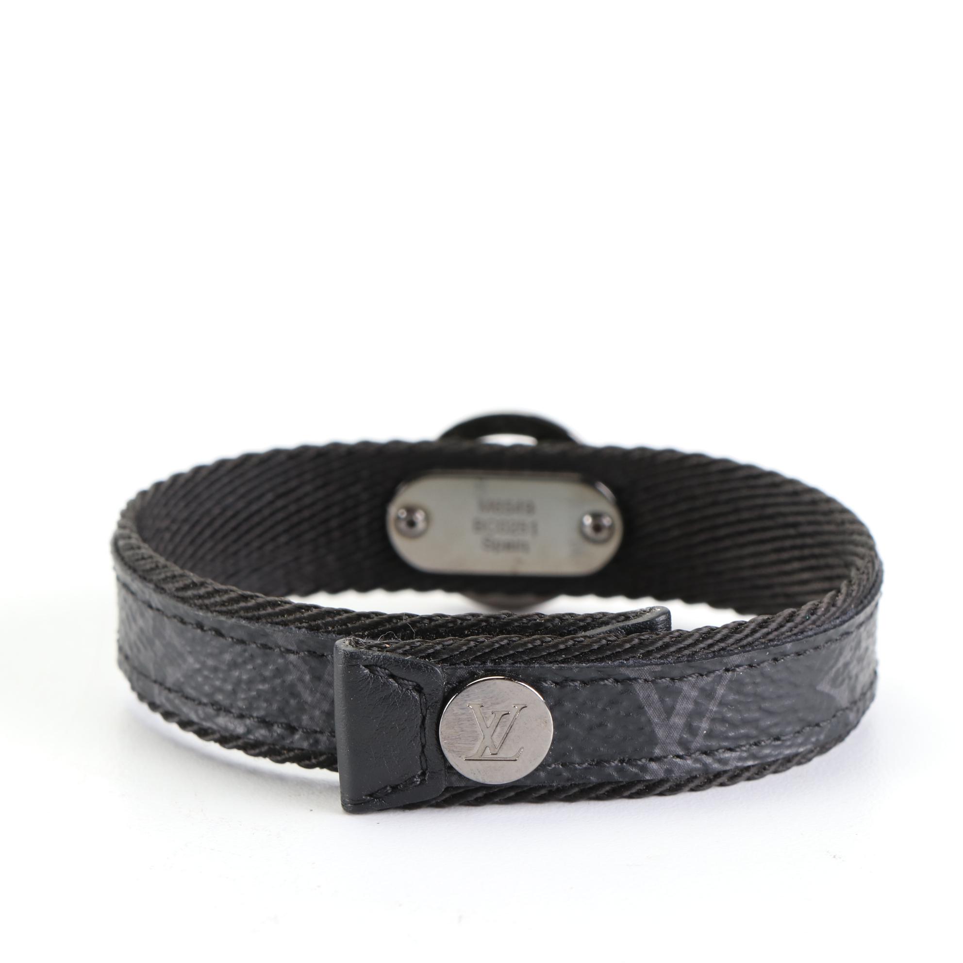 Louis Vuitton LV Circle Bracelet in Monogram Eclipse Canvas