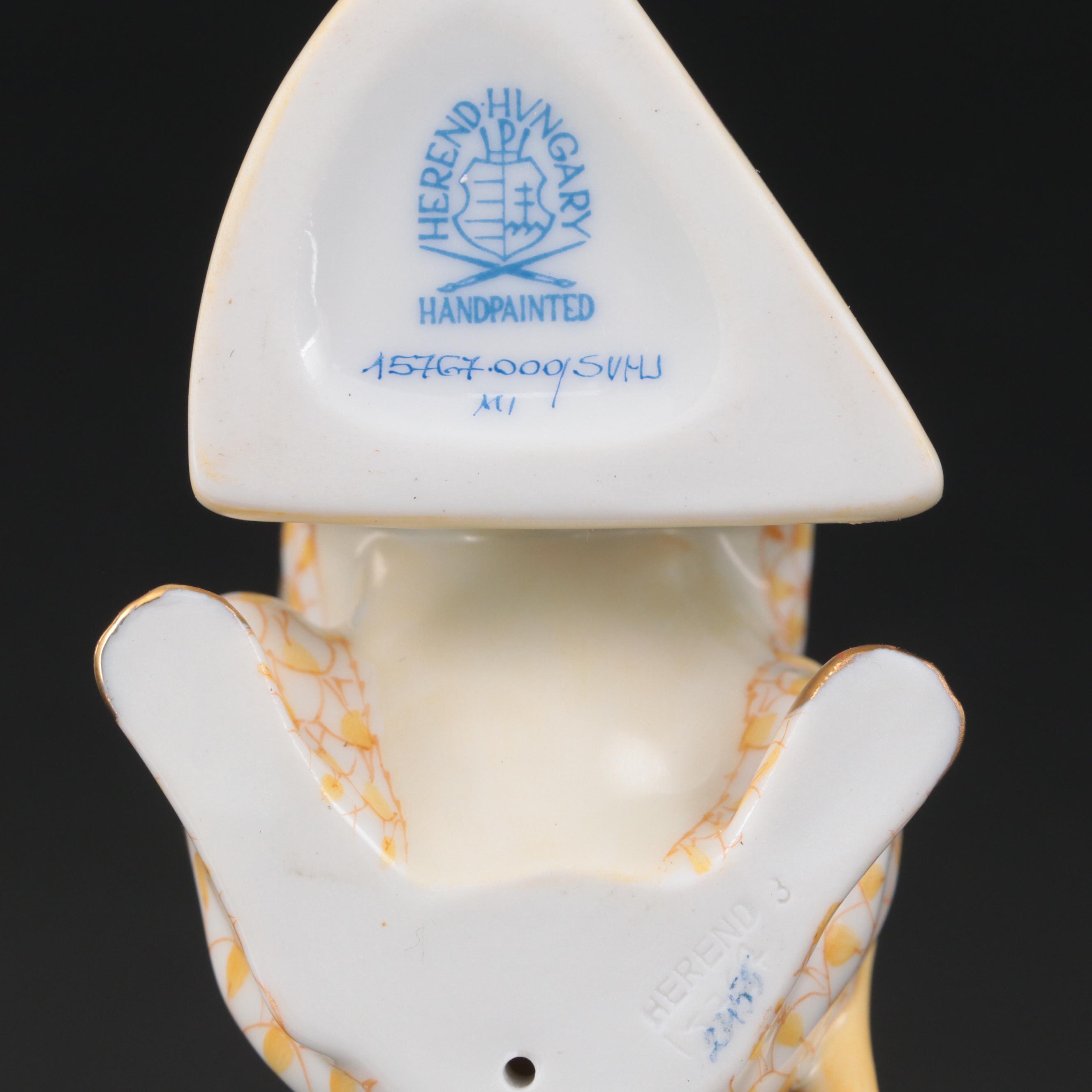 Herend Butterscotch Fishnet with Gold "Mouse with Cheese" Porcelain Figurine