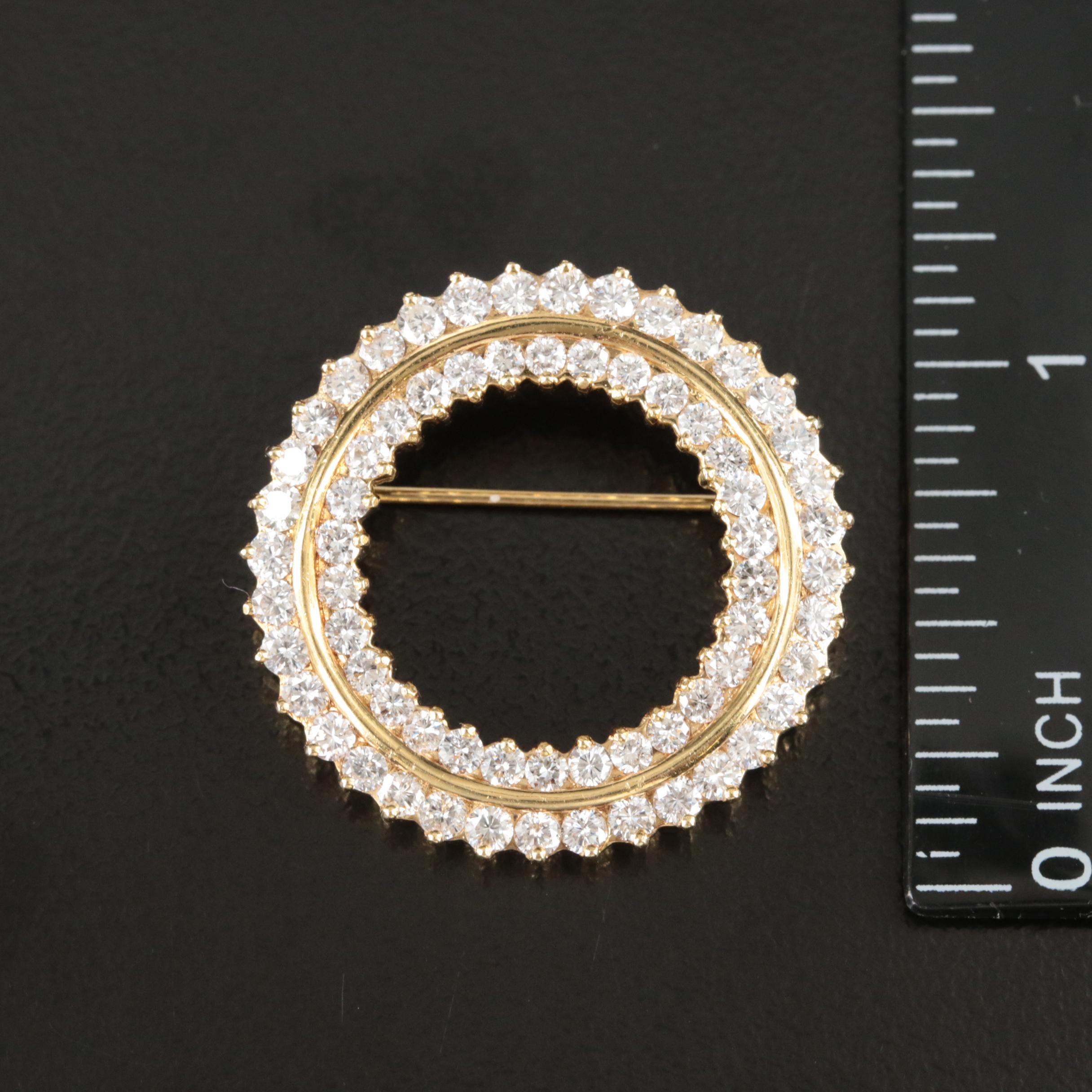 18K 2.03 CTW Diamond Circle Brooch