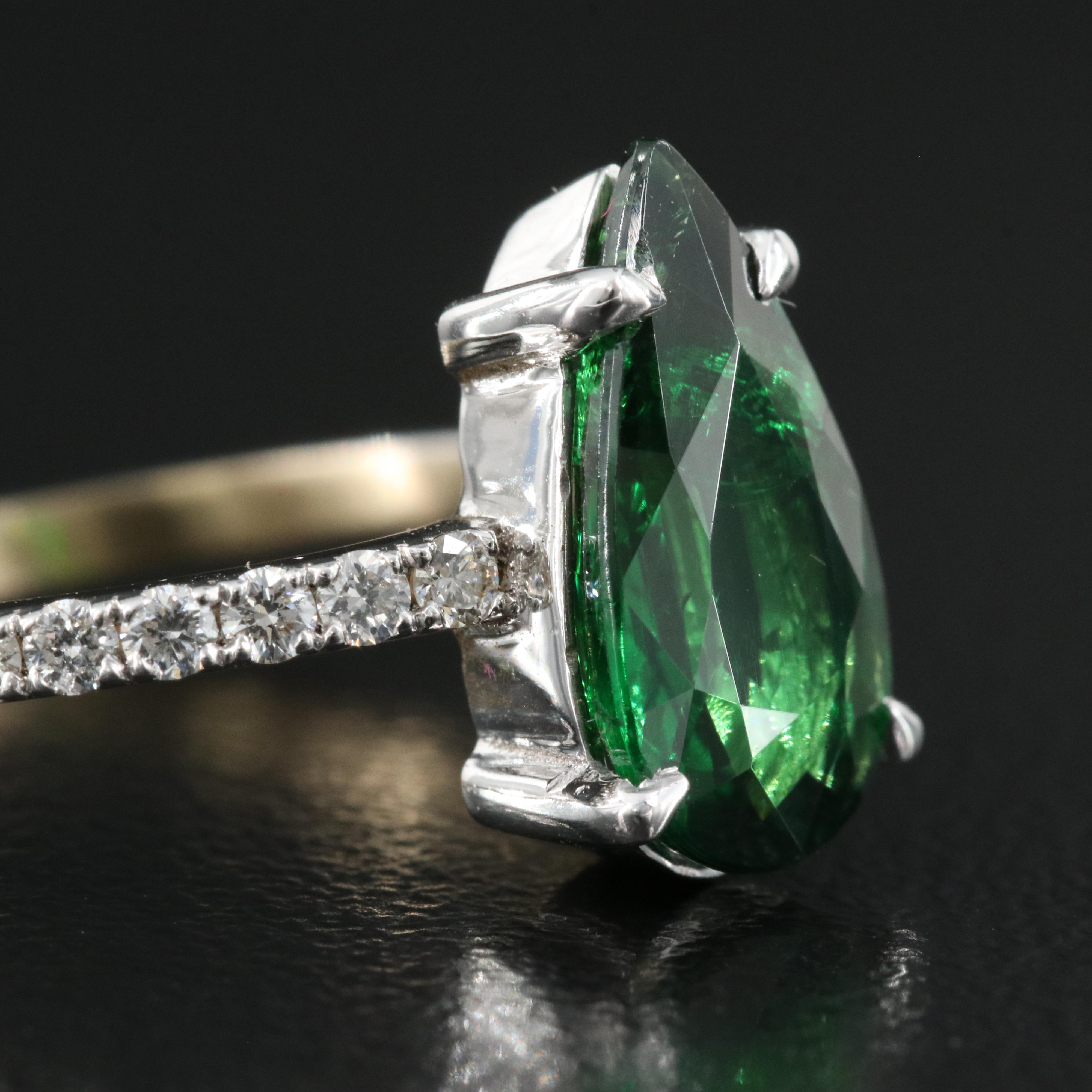 14K 1.82 CT Tsavorite and Diamond Ring