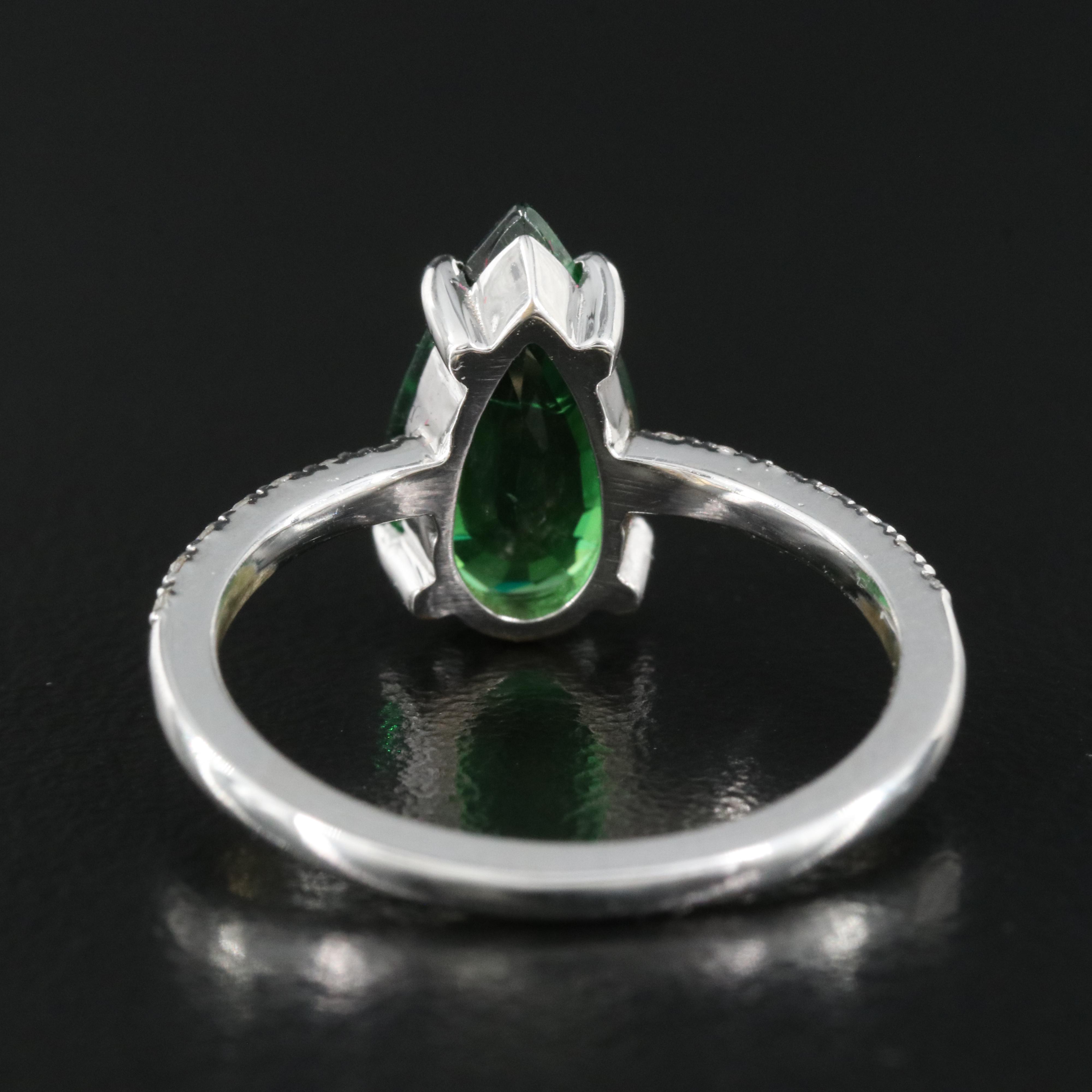 14K 1.82 CT Tsavorite and Diamond Ring