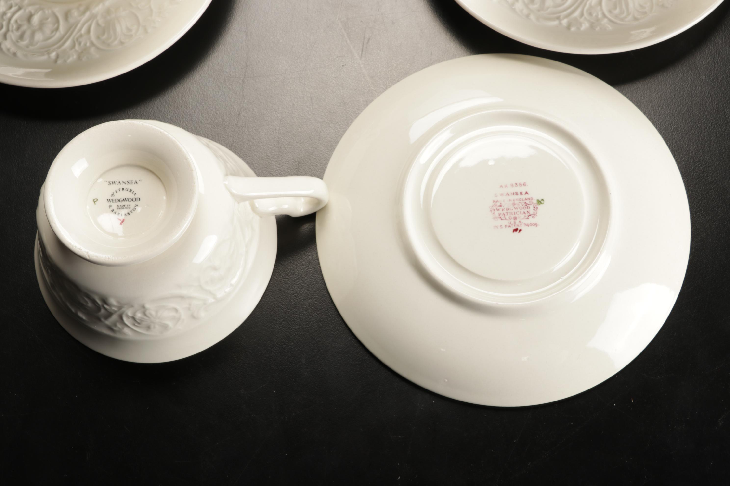 Wedgwood "Swansea" Dinnerware, Mid to Late 20th Century