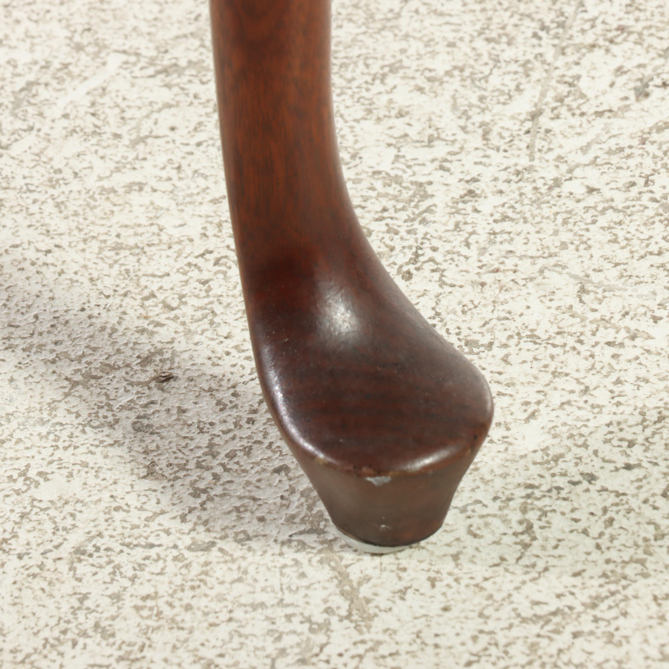 Queen Anne Style Mahogany Lowboy, Late 20th Century