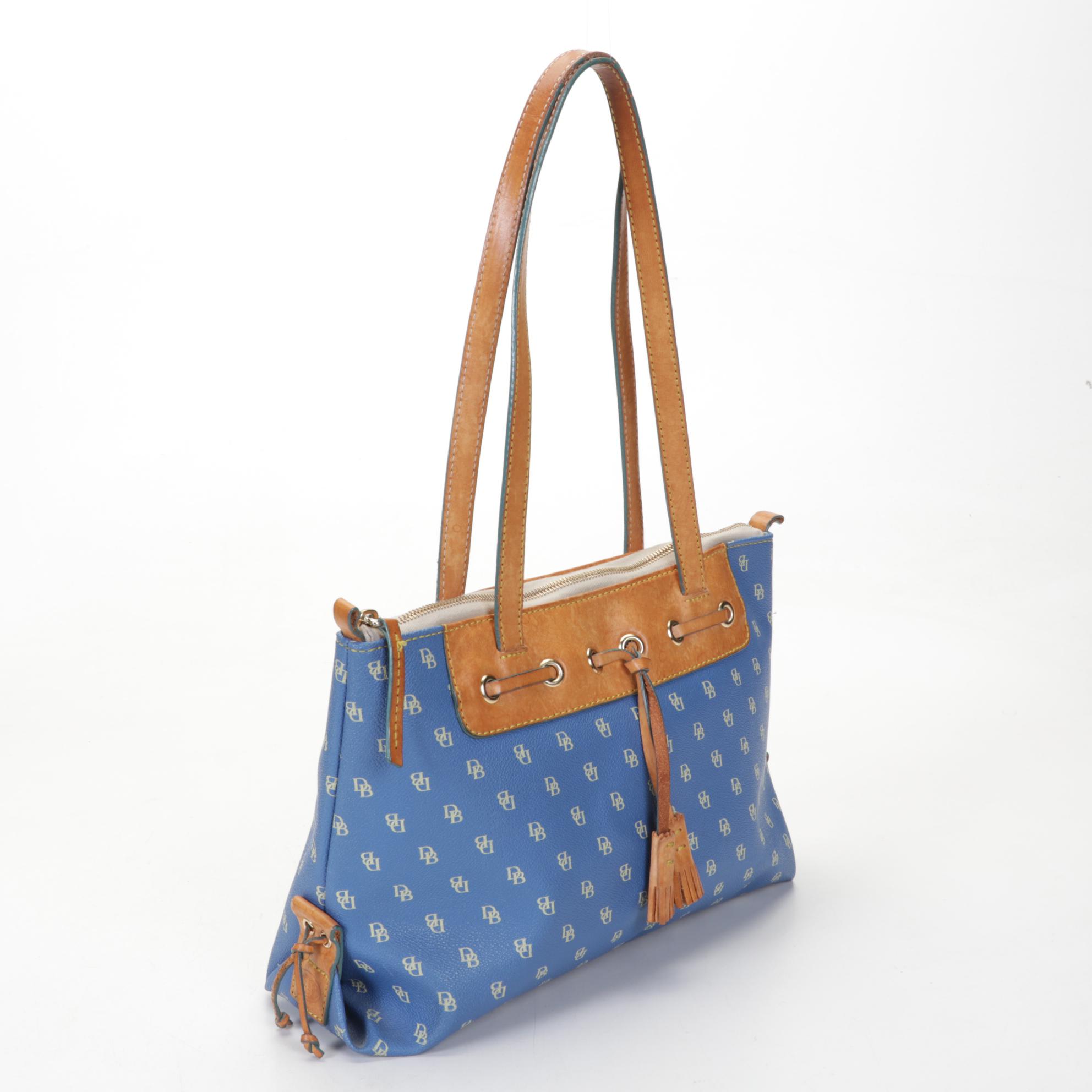Dooney & Bourke Totes and Shoulder Bag in Leather and Coated Canvas
