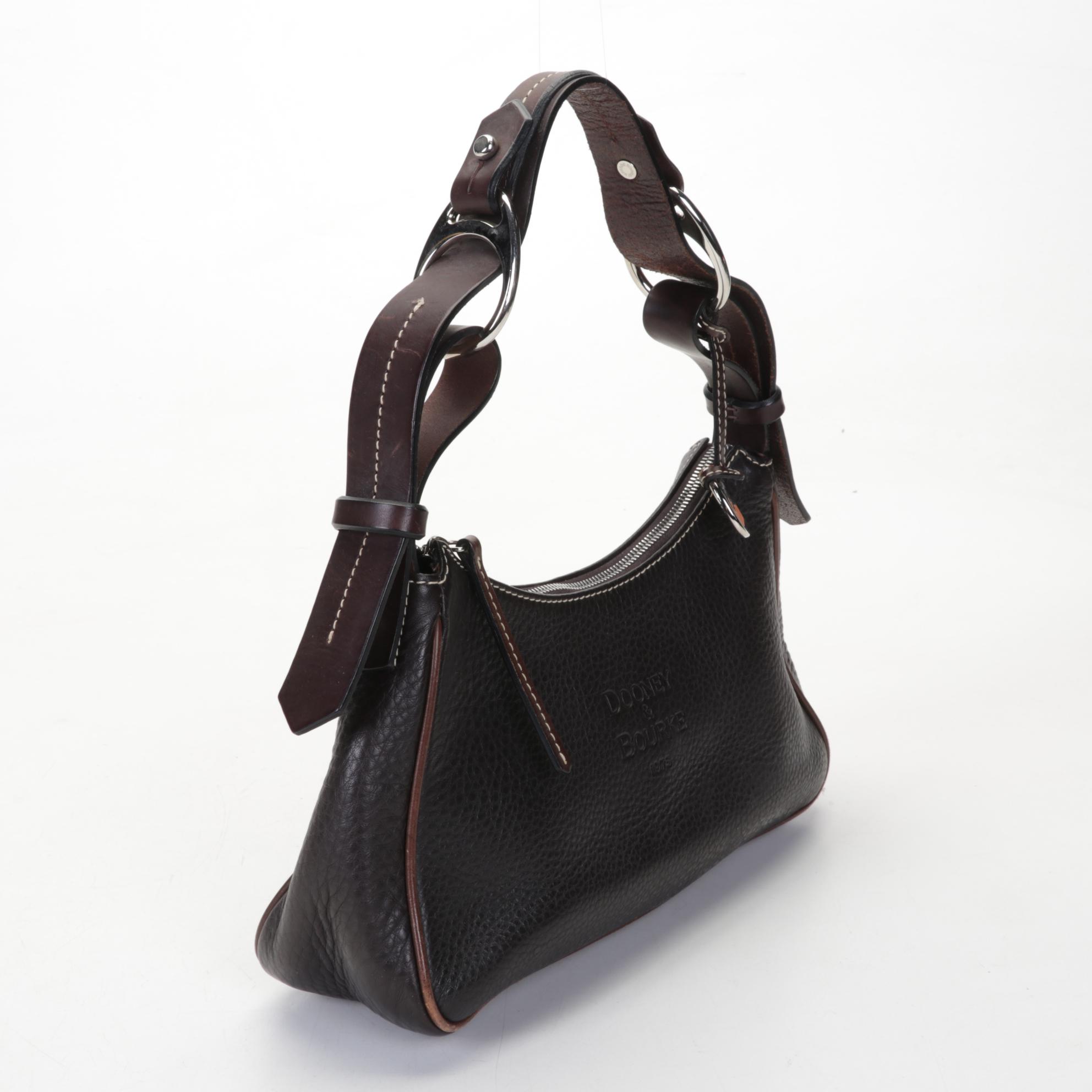 Dooney & Bourke Totes and Shoulder Bag in Leather and Coated Canvas