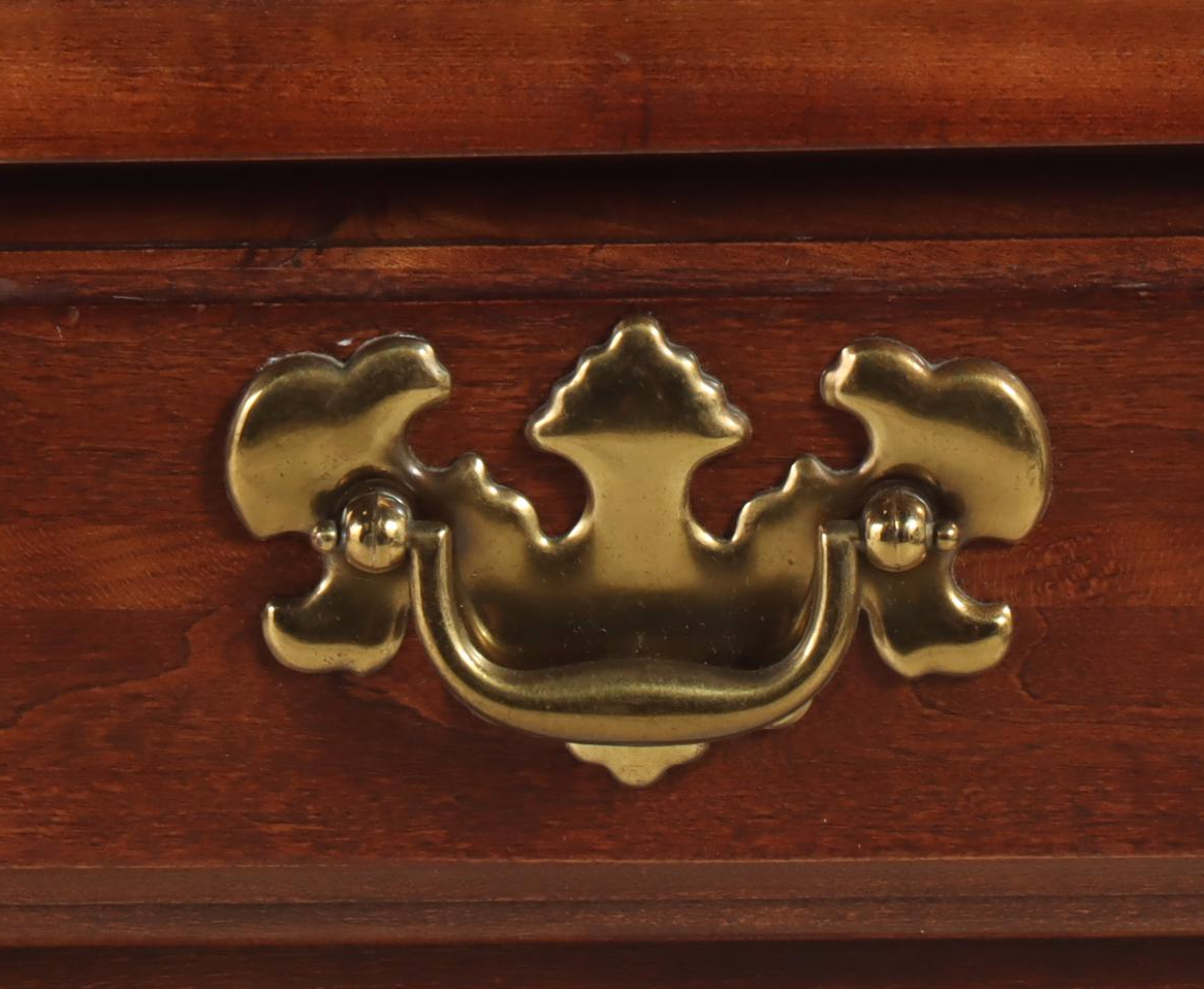 American Drew Queen Anne Style Cherrywood Console Table, Late 20th Century