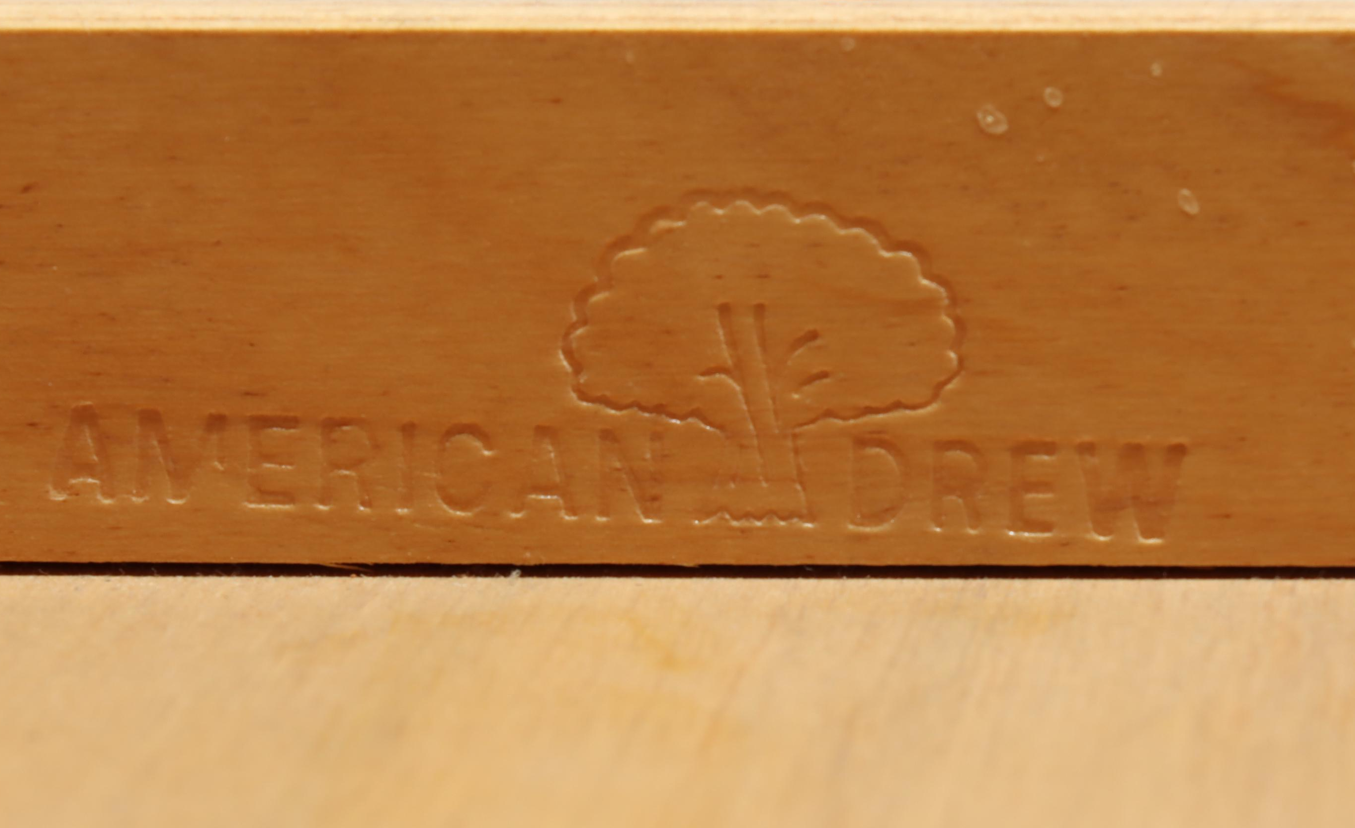 American Drew Queen Anne Style Cherrywood Console Table, Late 20th Century