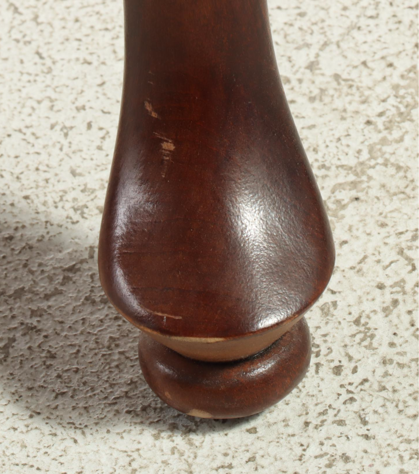 American Drew Queen Anne Style Cherrywood Console Table, Late 20th Century