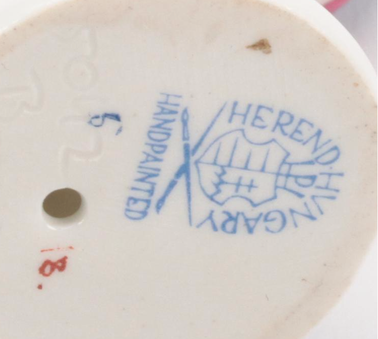 Herend Rust Fishnet with Gold Rooster Porcelain Figurine