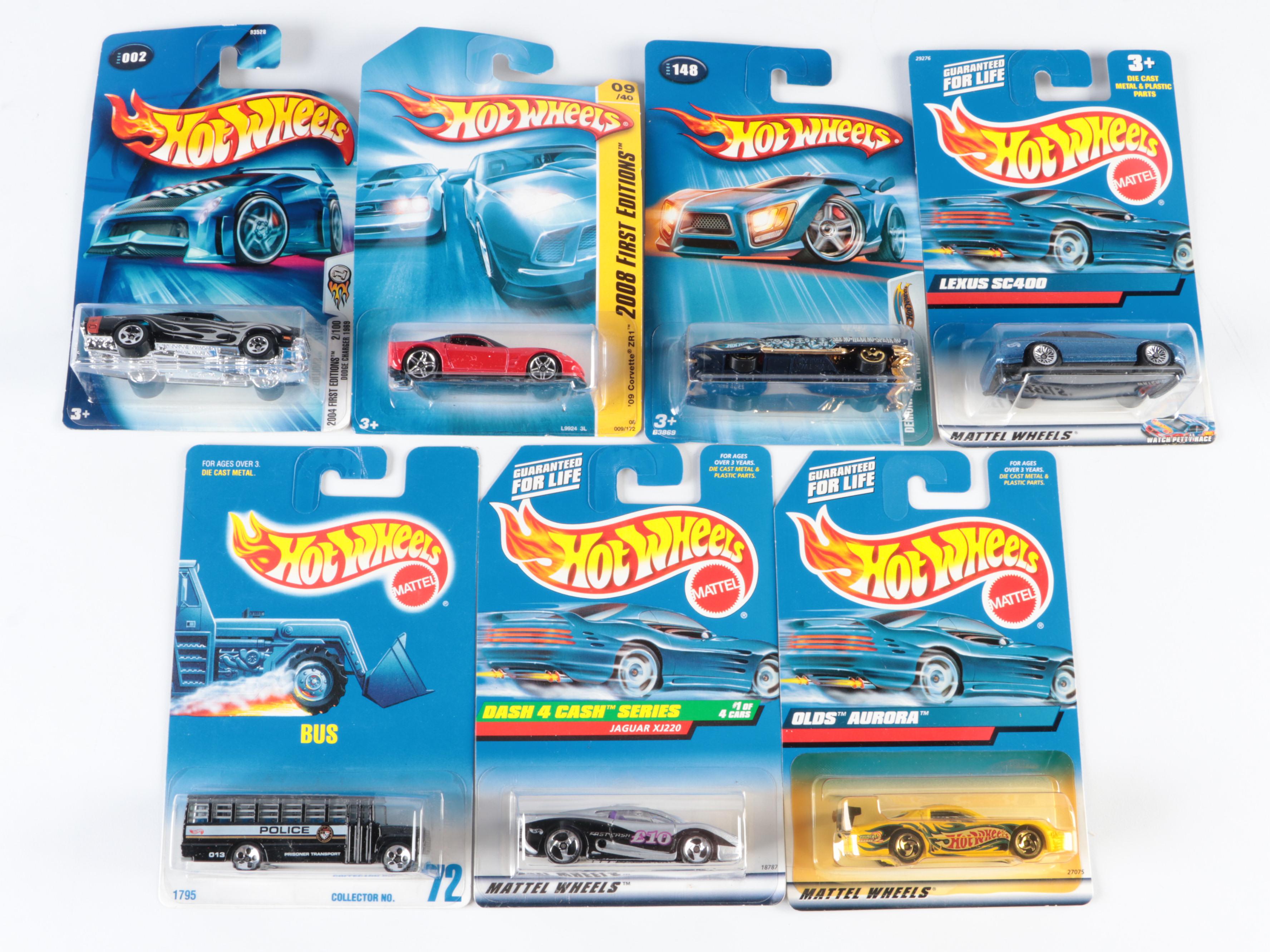 Hot Wheels Pop Up Collector's Case With Diecast Cars, 1960s–2000s