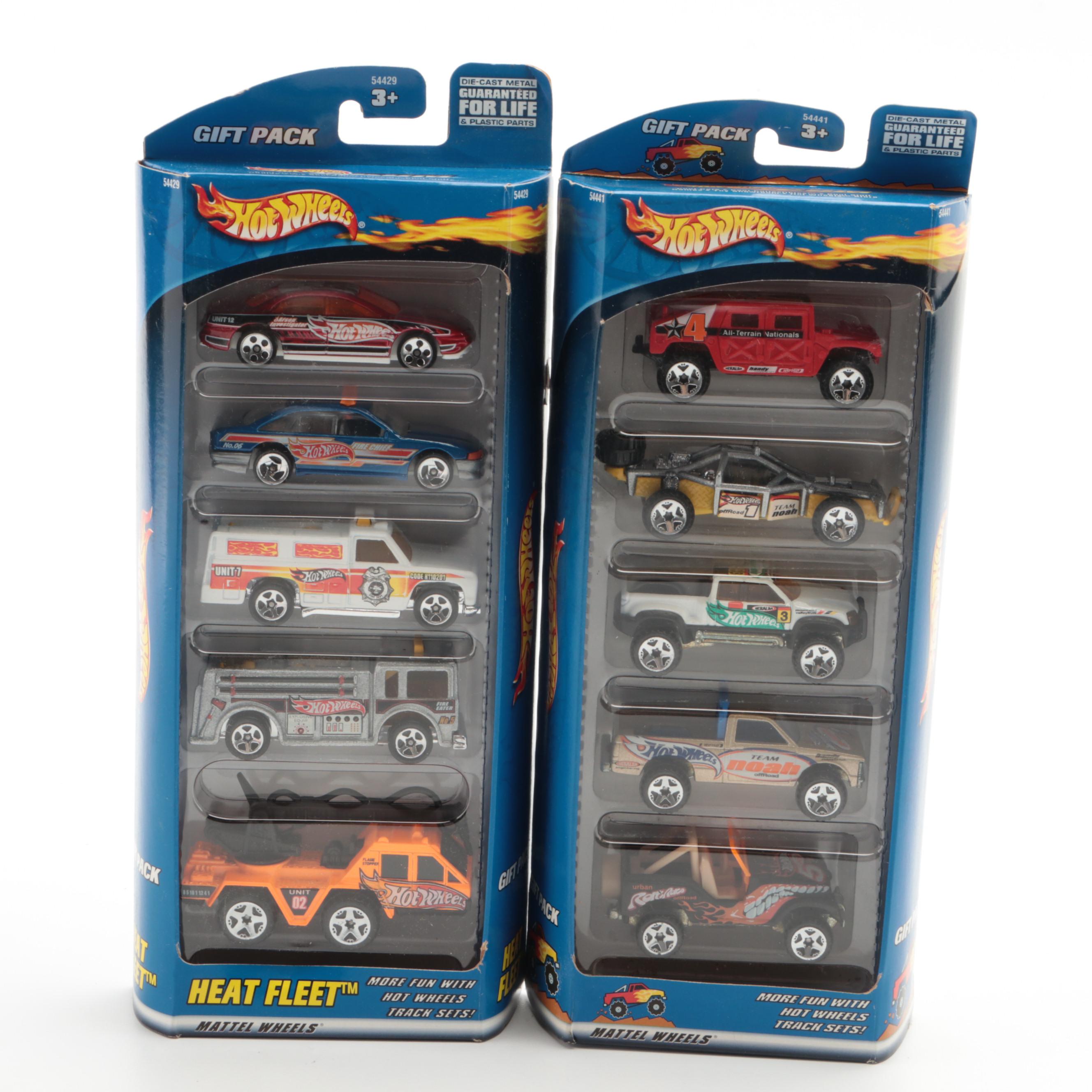 Hot Wheels Pop Up Collector's Case With Diecast Cars, 1960s–2000s