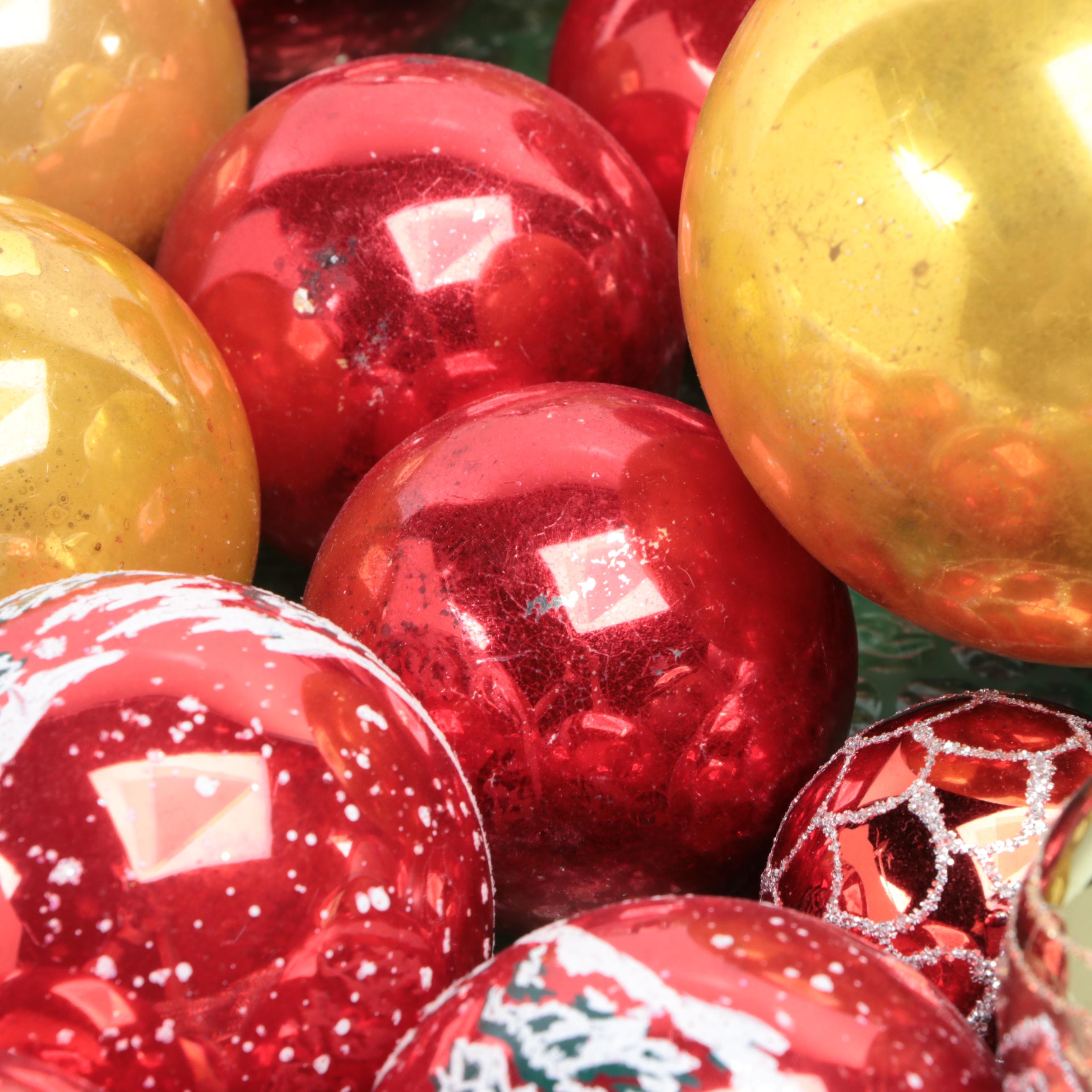 Shiny Brite and Other Glass Christmas Ornaments With Garland, Mid to Late 20th C