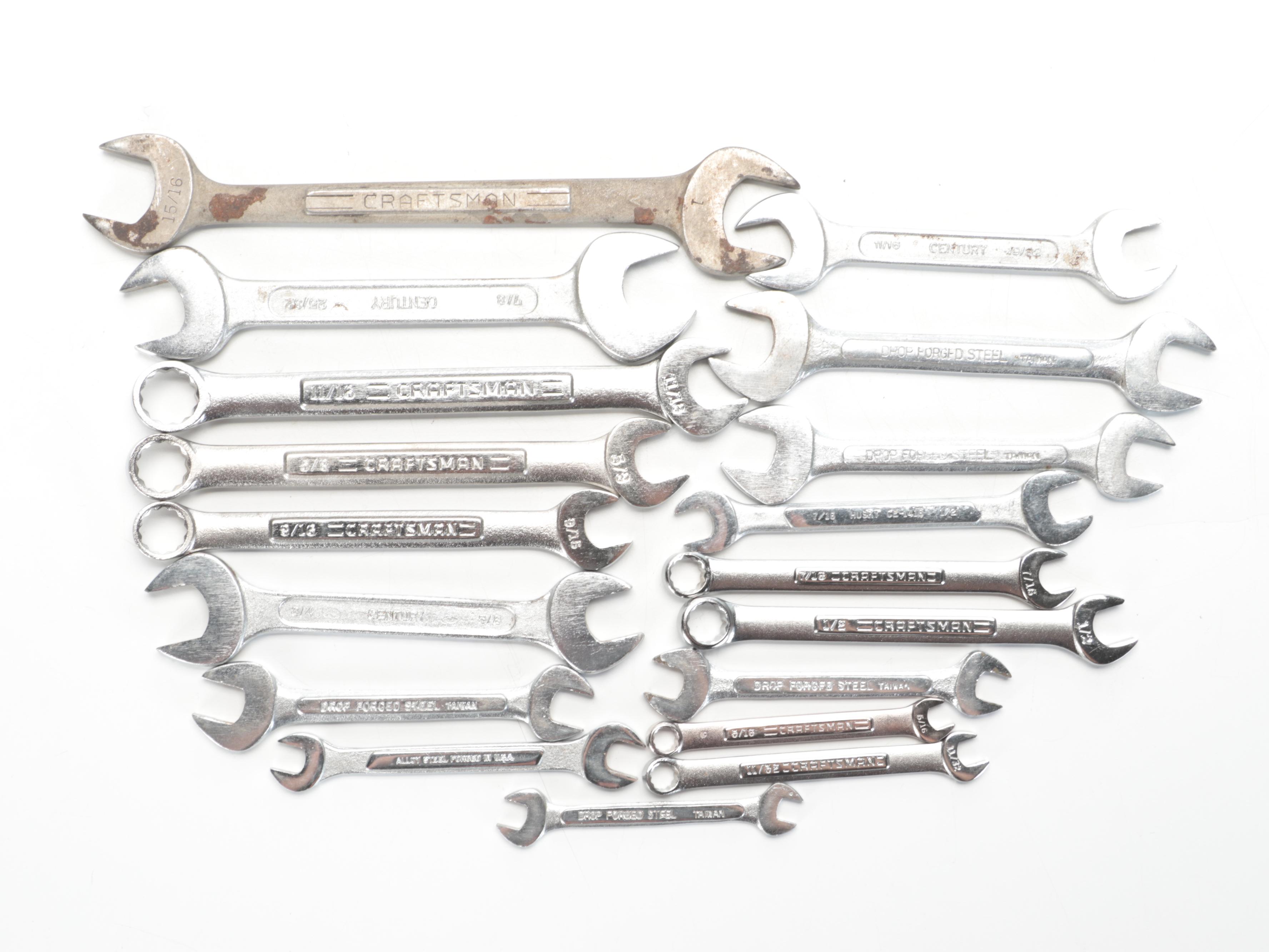 Craftsman Tool Box With Hand Tools and Flashlight, Work Lights