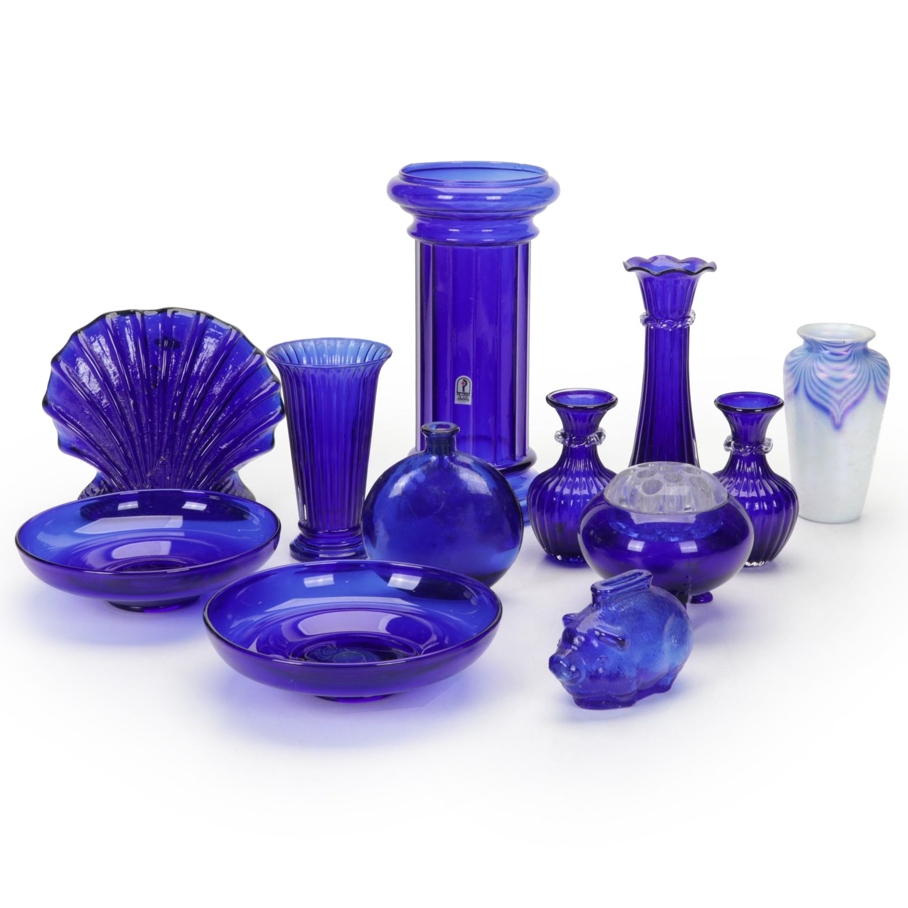 Art Nouveau Style Pulled Feather Vase Pilgrim and Other Glass Tableware