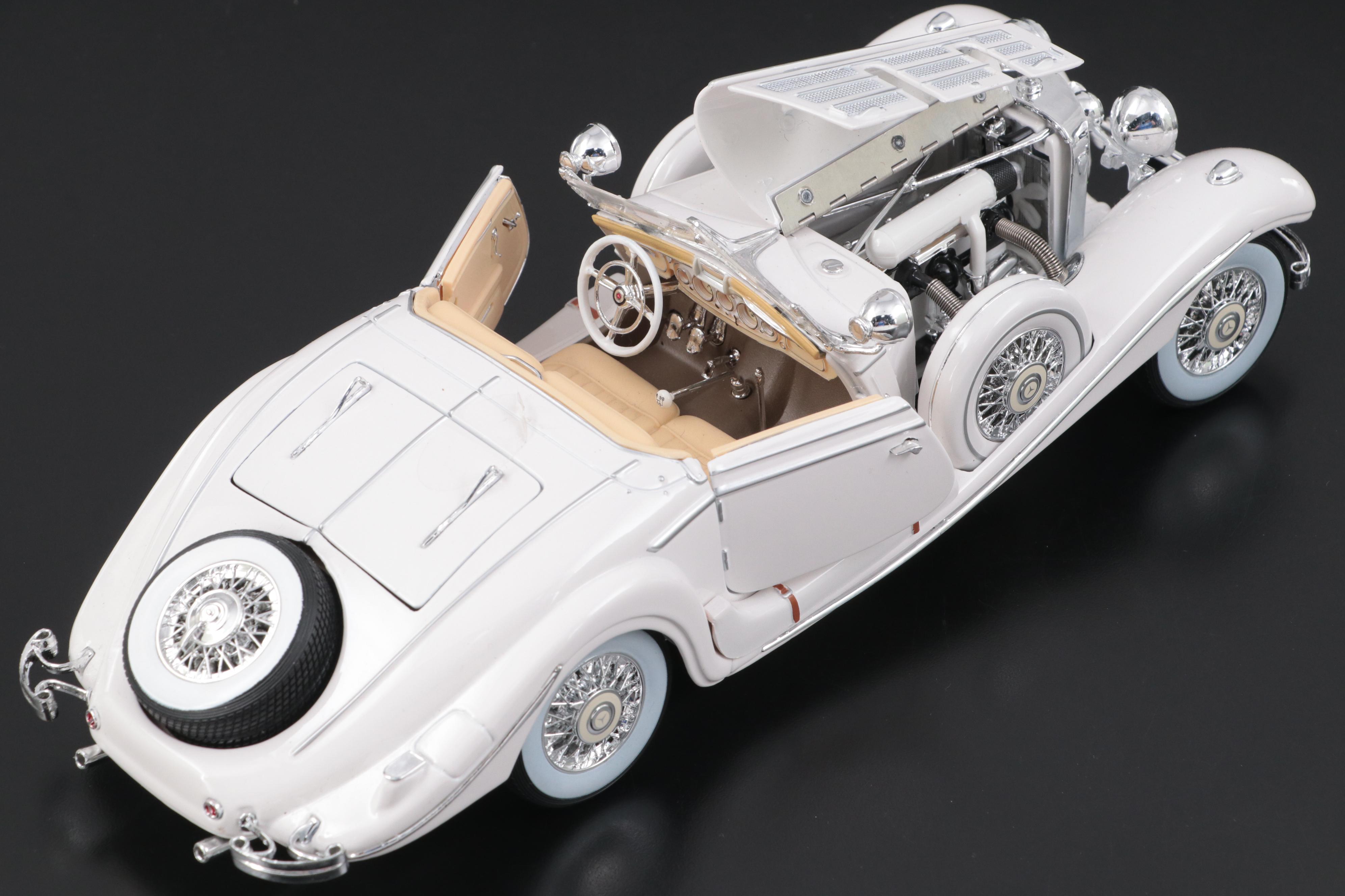 Maisto Mercedes-Benz Specialroadster 1:18 Scale Model Diecast Car