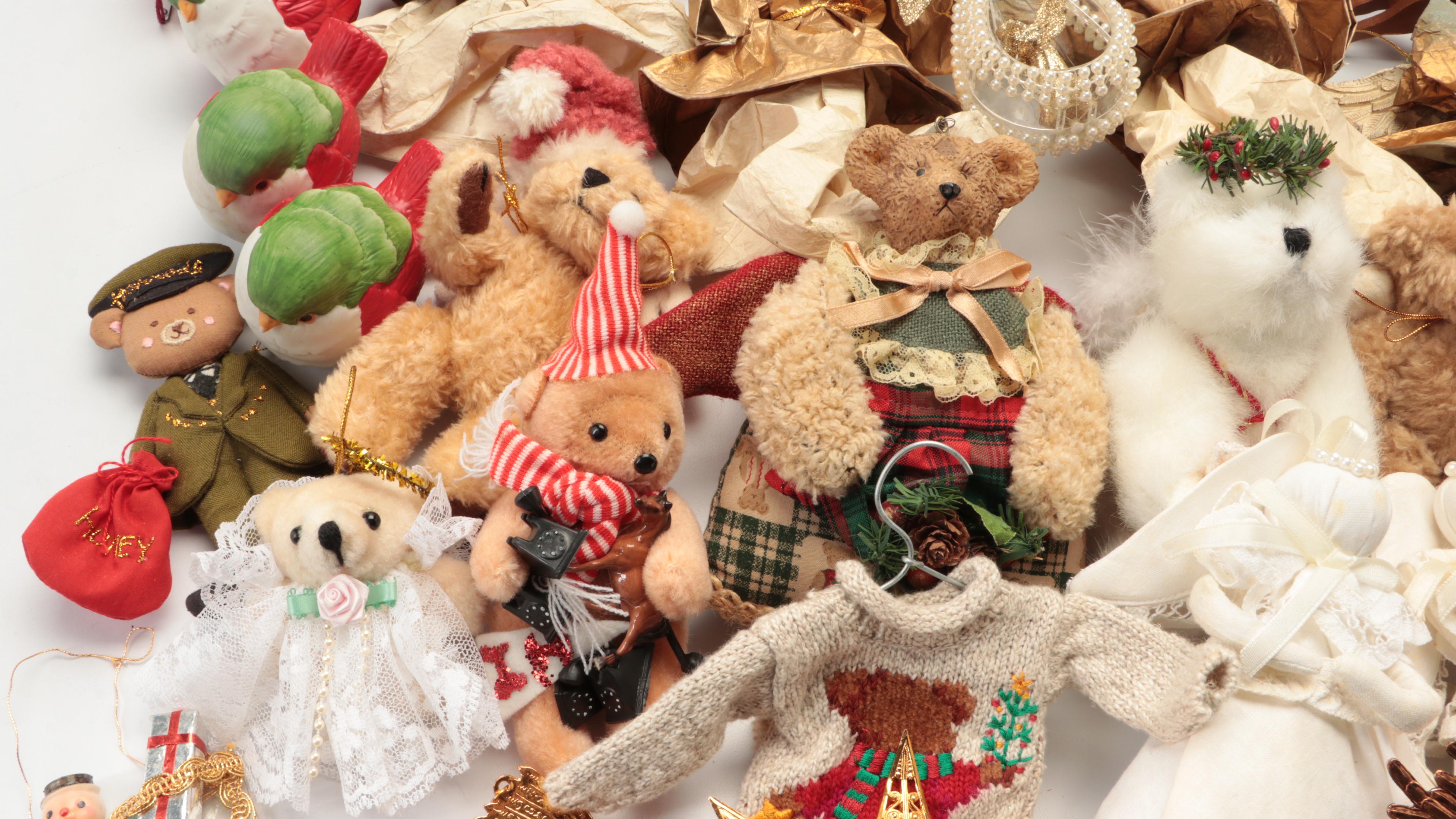 Nancy Thomas "Celebrate" Wood Plaque With More Christmas Decorations