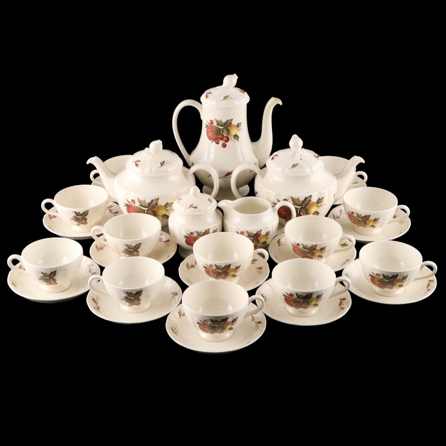 Wedgwood "Drury Lane" Tea and Coffee Service, 1962–1969