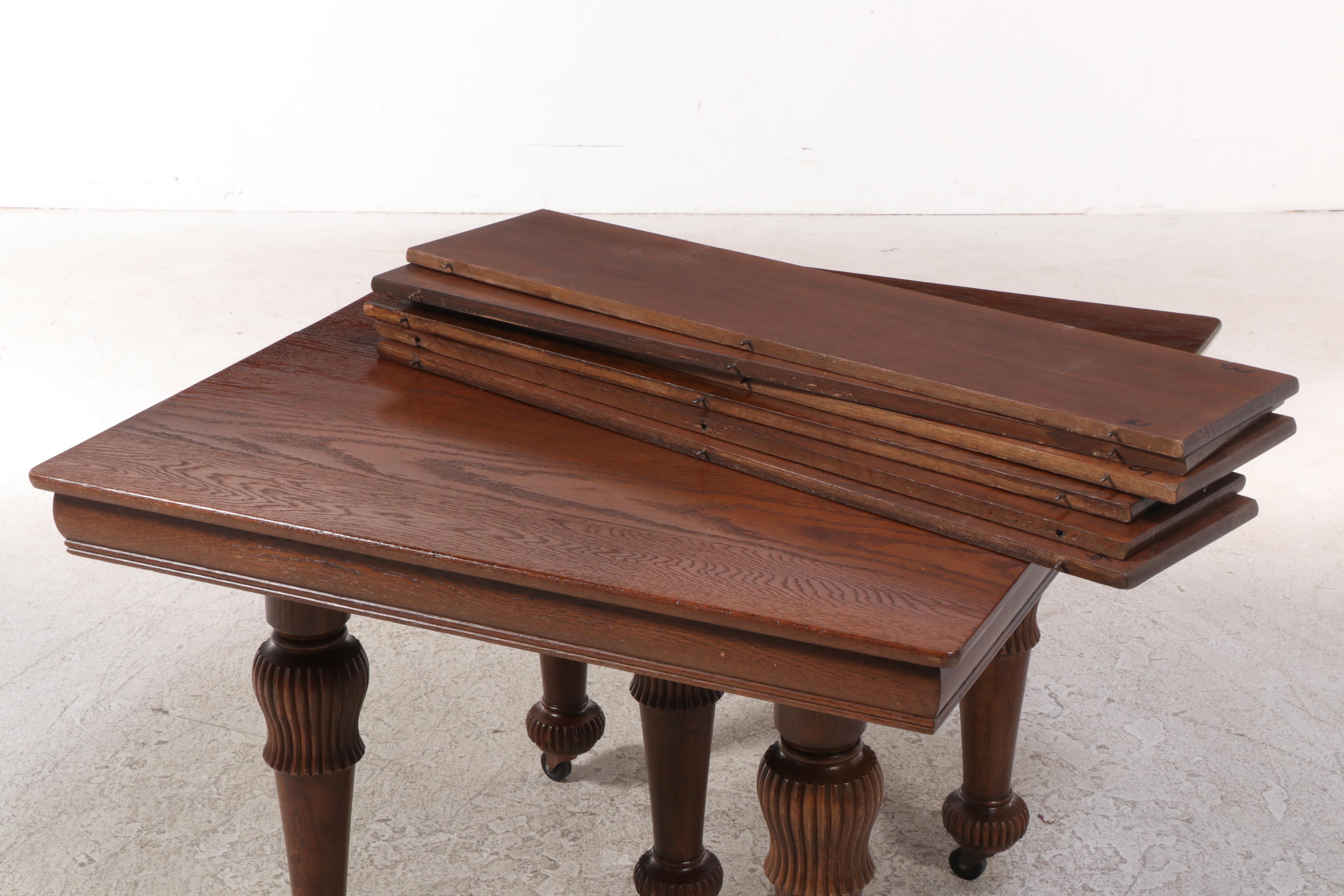 Victorian Oak Extension Dining Table, Late 19th Century