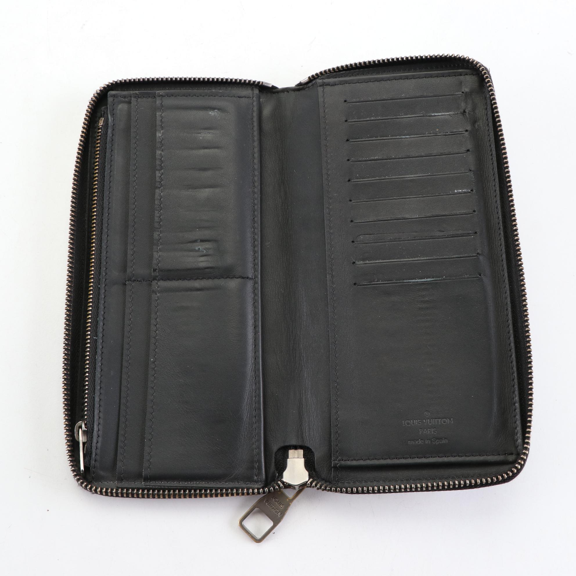 Louis Vuitton Zippy Vertical Wallet in Damier Infini Leather