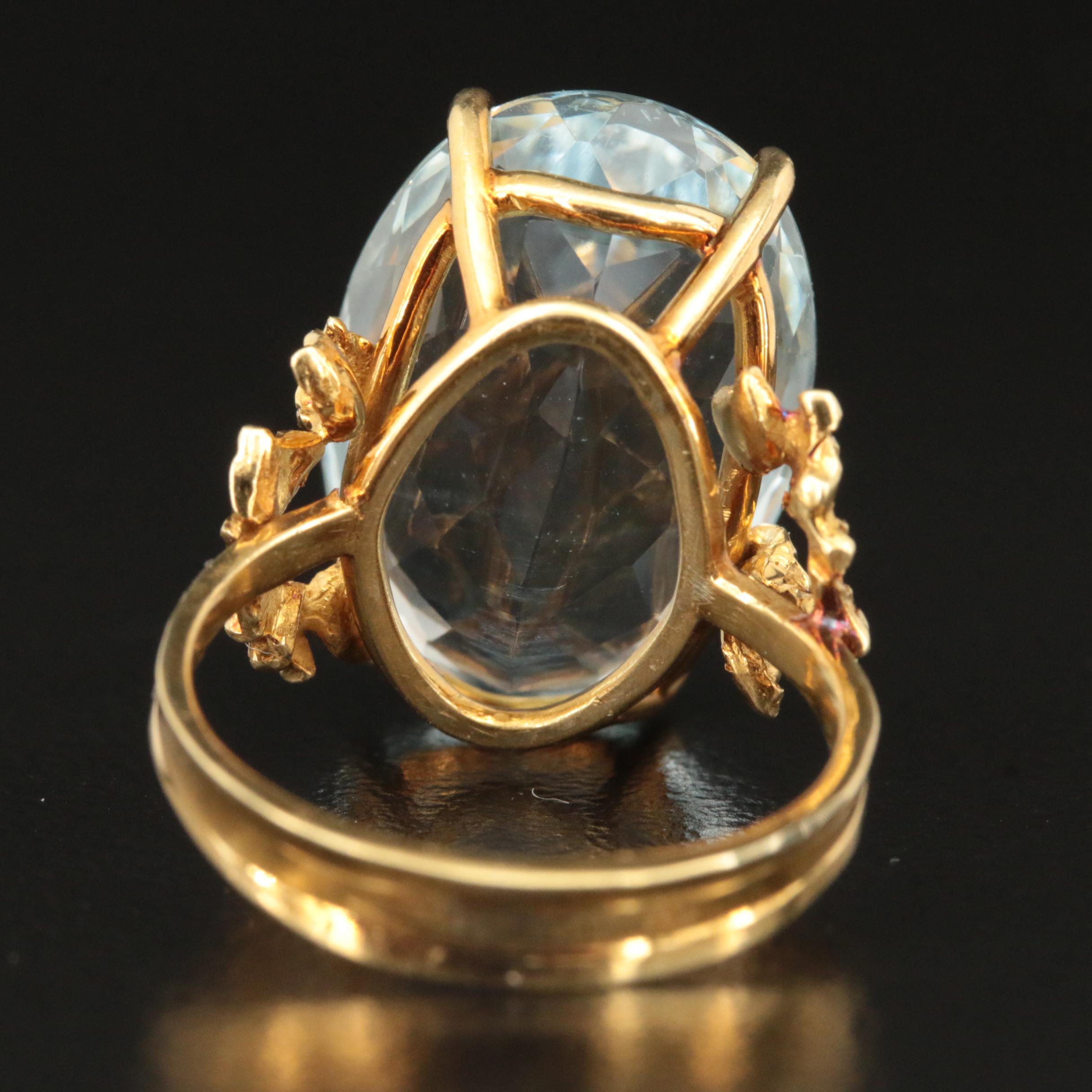 18K 10.81 CT Aquamarine Ring