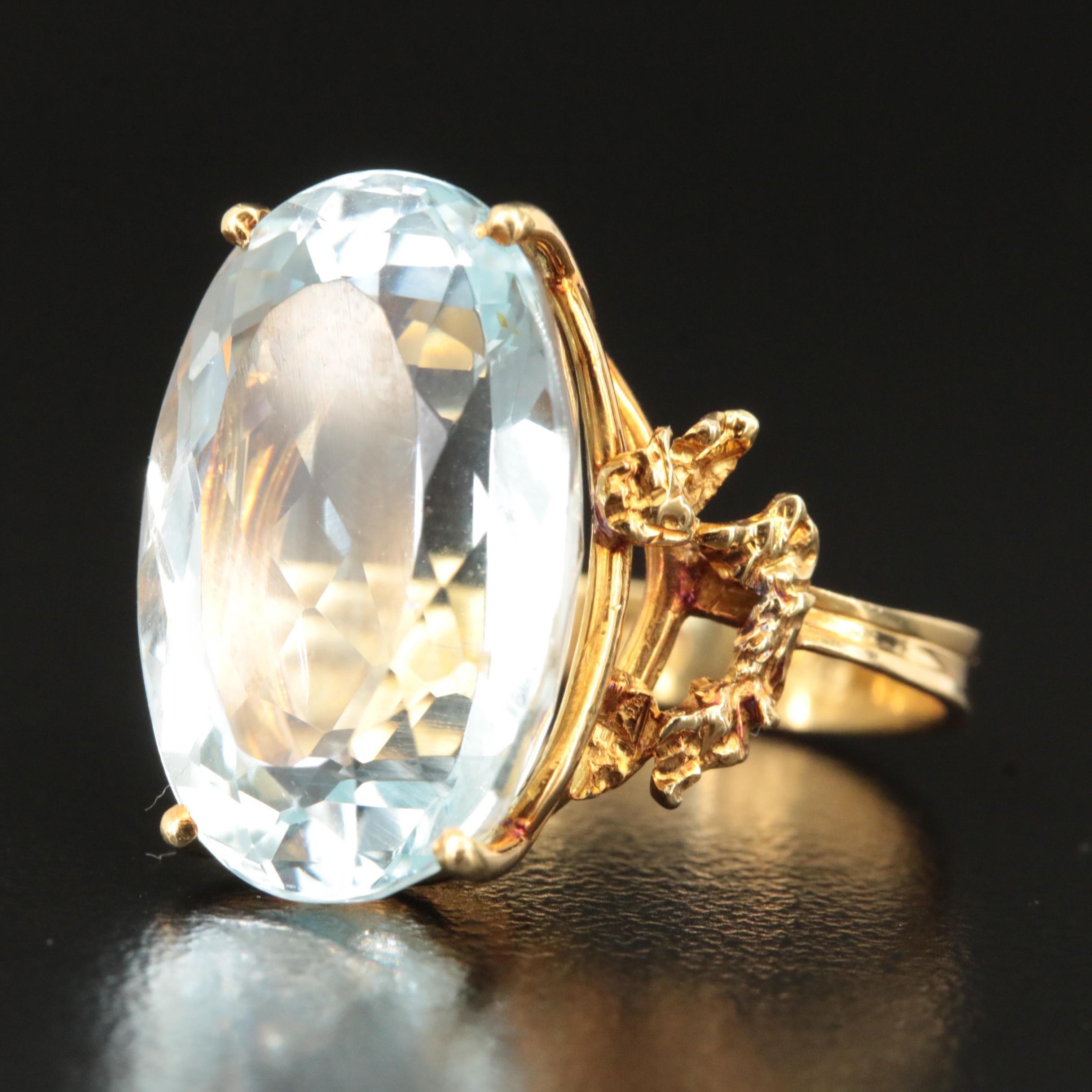 18K 10.81 CT Aquamarine Ring