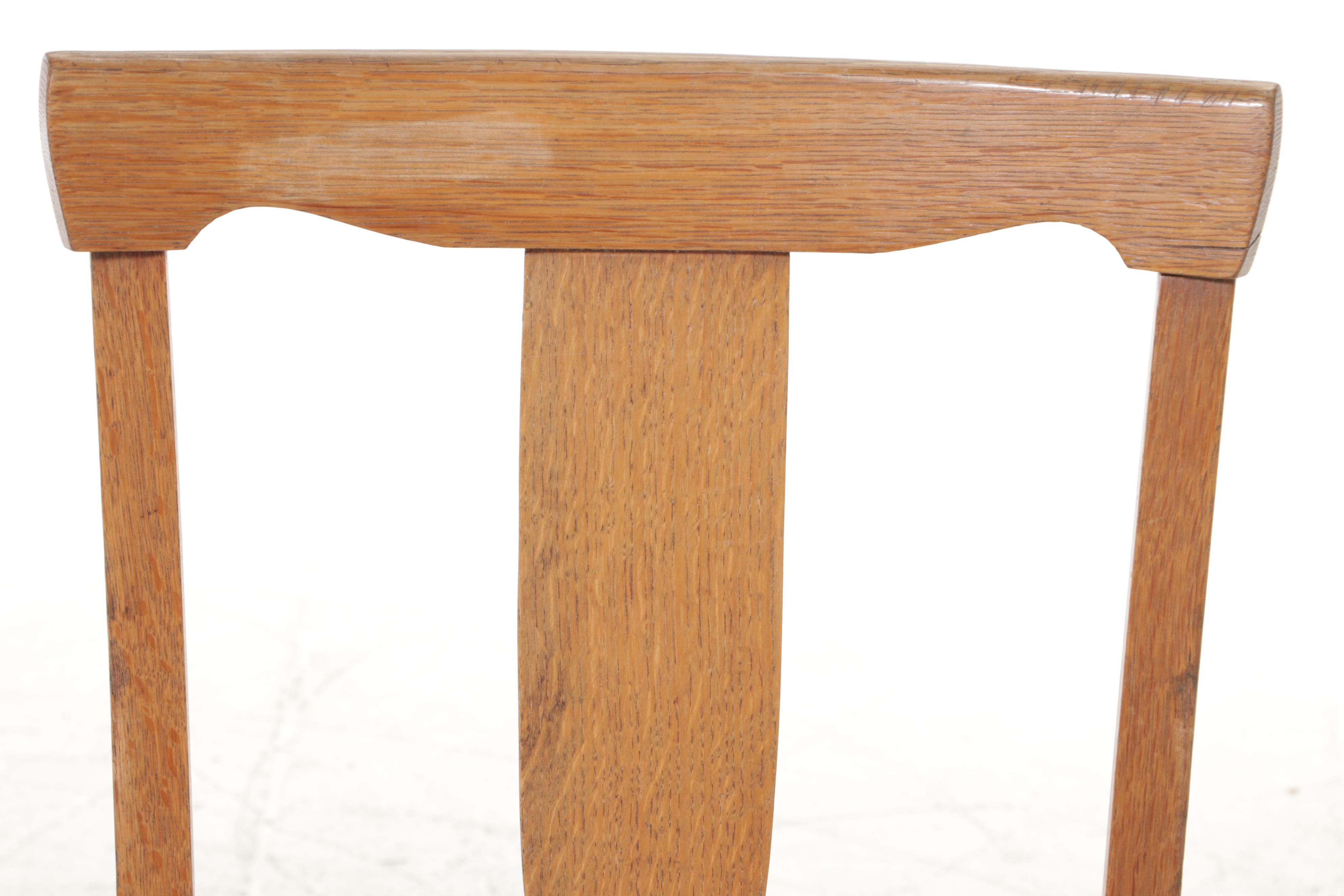 Late Victorian Oak Extension Dining Table and Four Chairs