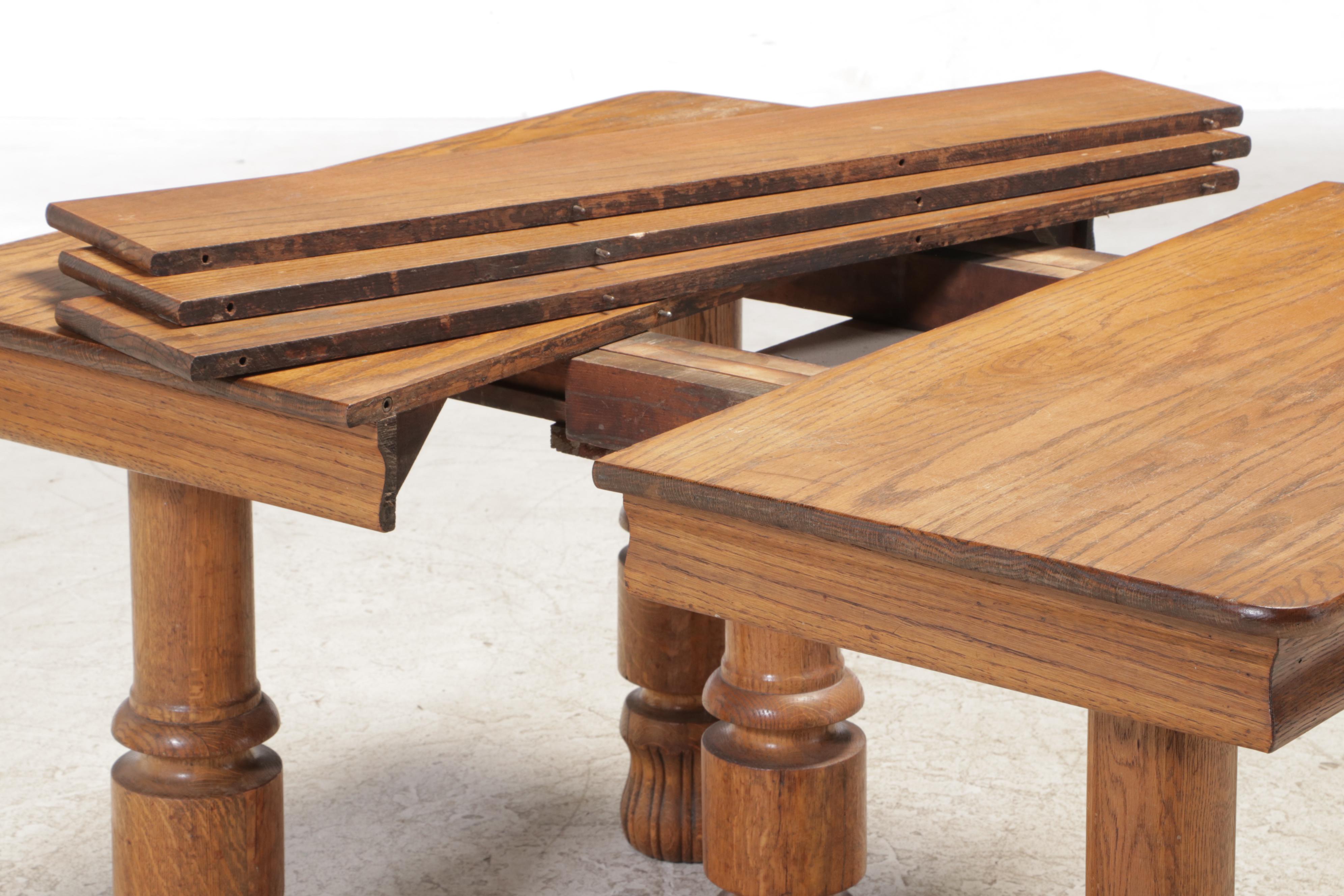 Late Victorian Oak Extension Dining Table and Four Chairs