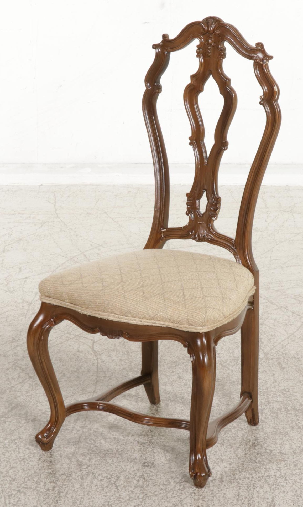 Venetian Style Pedestal Extension Dining Table and Four Chairs