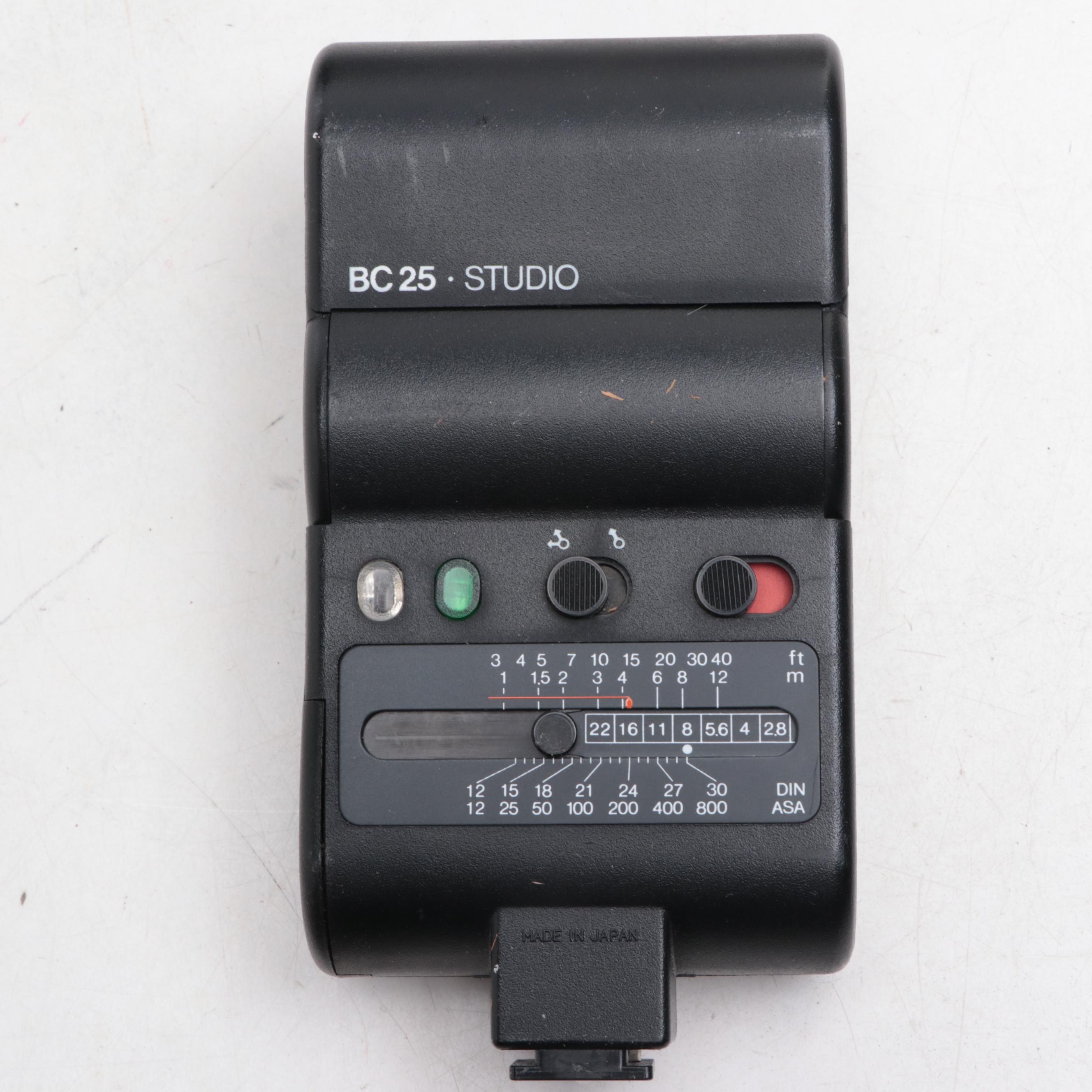 Kodak Retina IIa Still Camera With Olympus 35EC 2 and Accessories