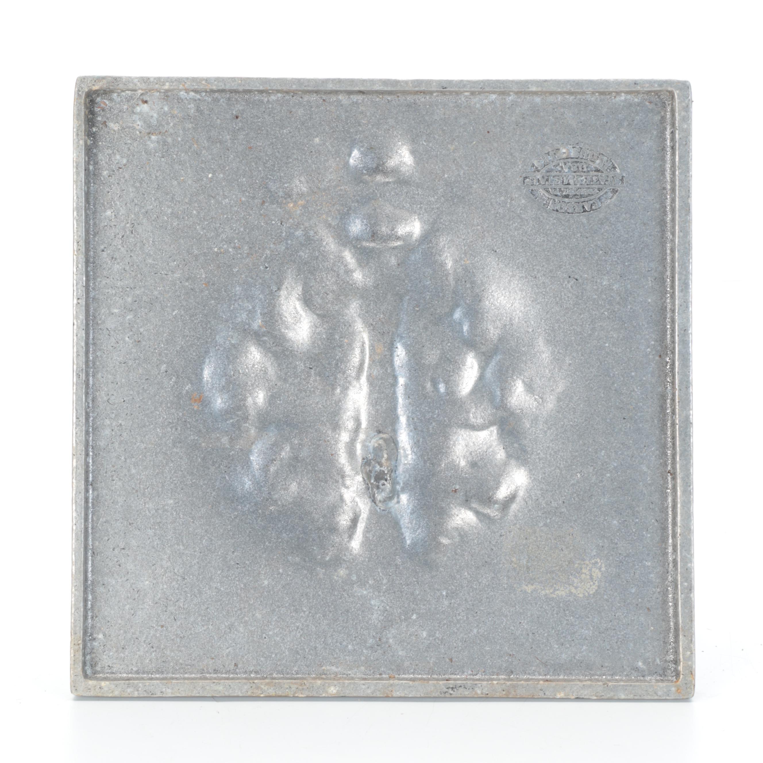 Copper Boiler Tub With Carson Industries Cast Aluminum Sundial