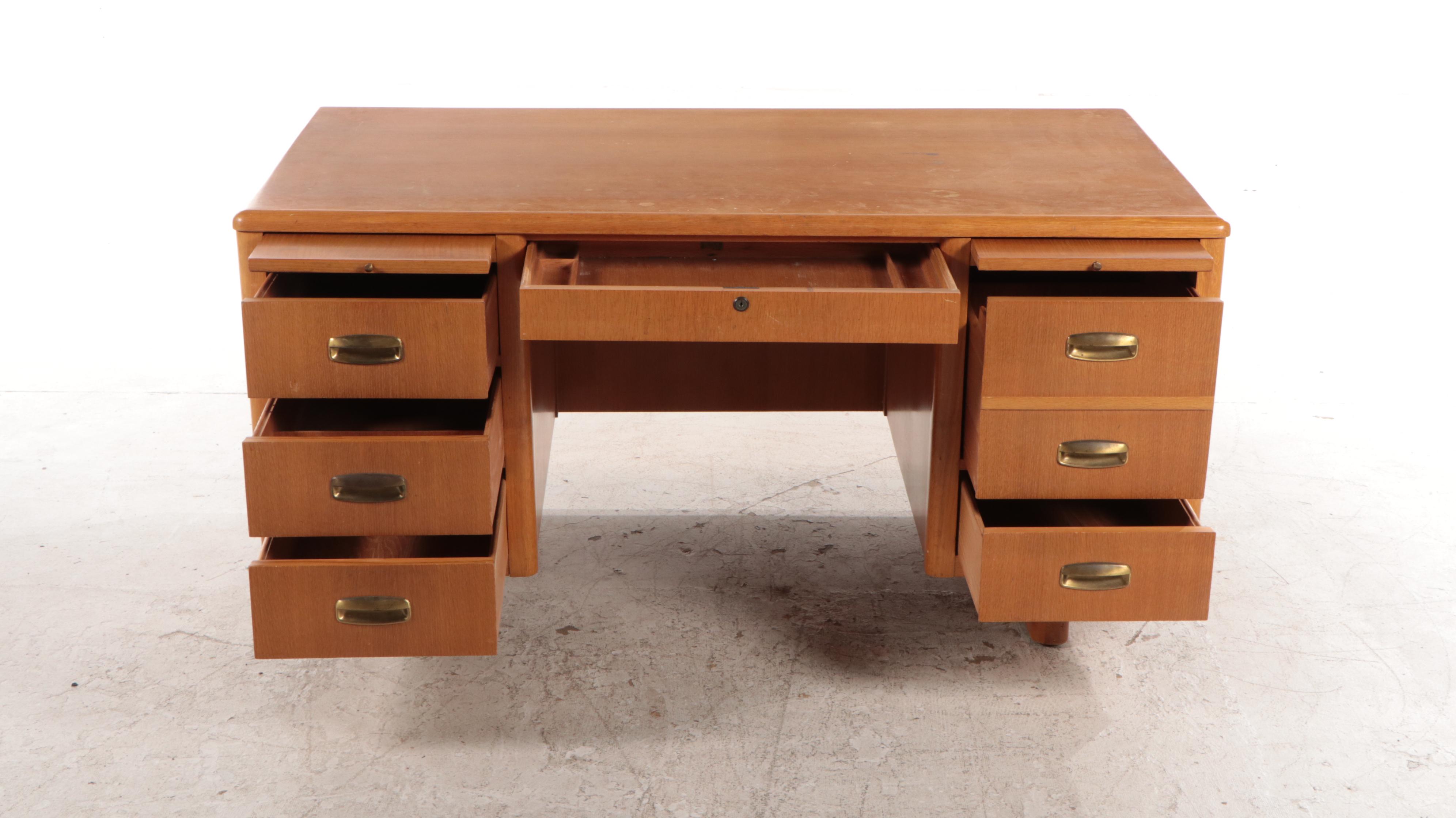The Jasper Desk Co. Oak Double-Pedestal Desk, Mid-20th Century