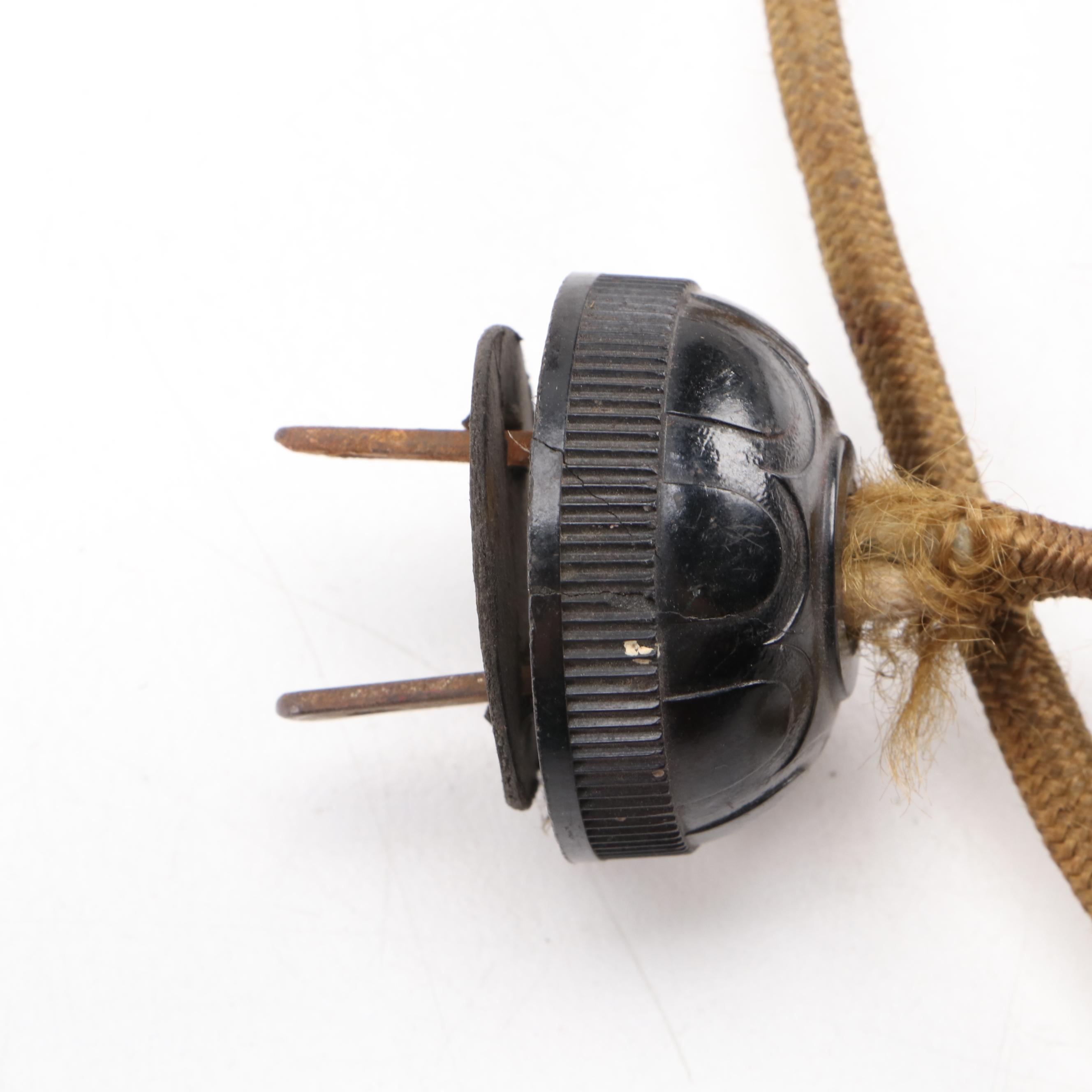 Kodak 35, David White Co. Stereo Realist Cameras, Studio Scale and Accessories