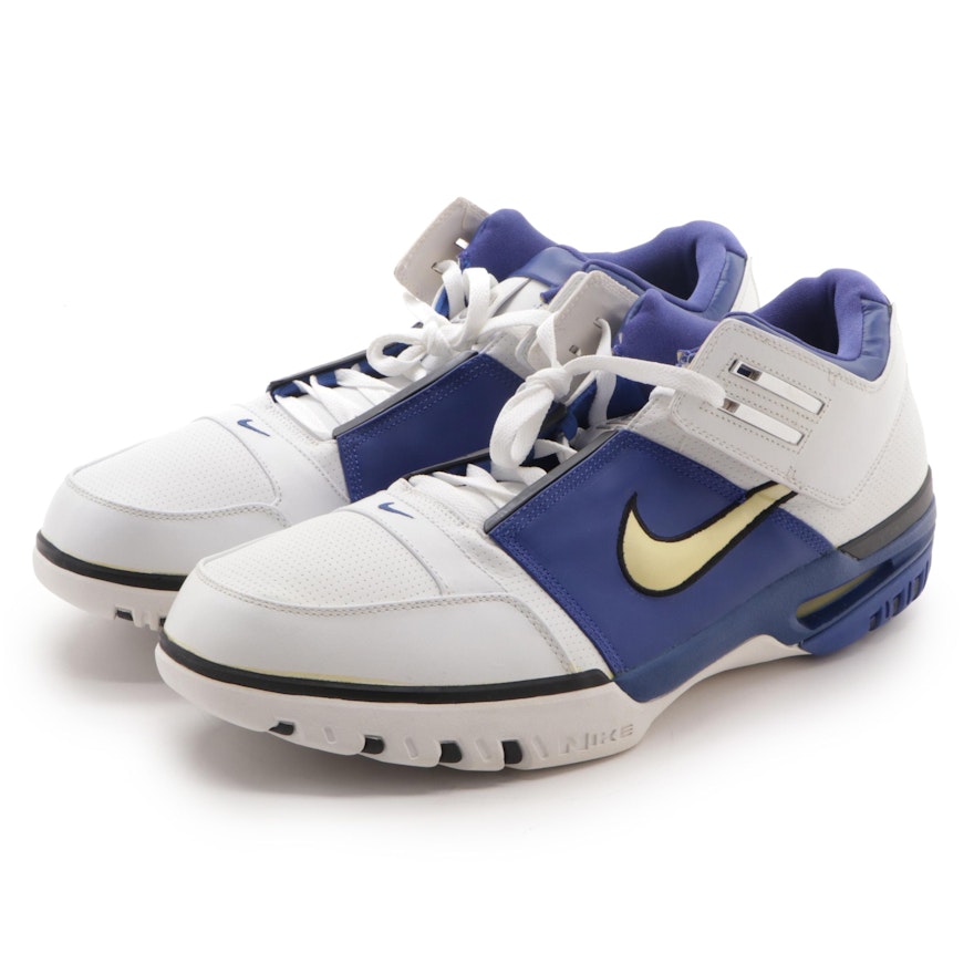 2005 LeBron James Endorsed Nike Air Generation Basketball Shoes in Original Box