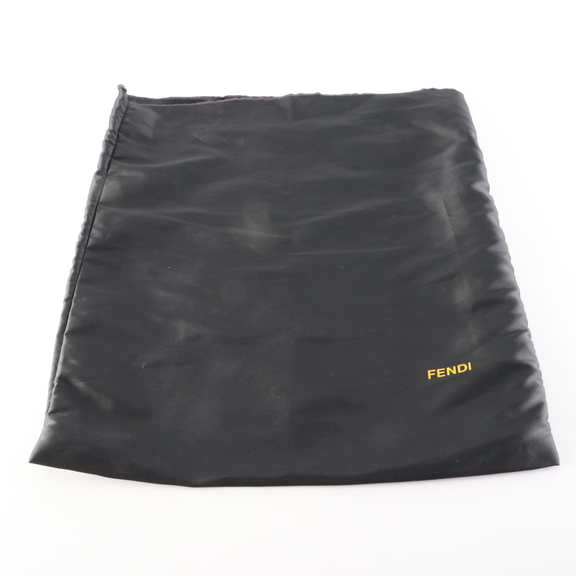 Fendi Tie Front Detailed Hobo Bag in Leather