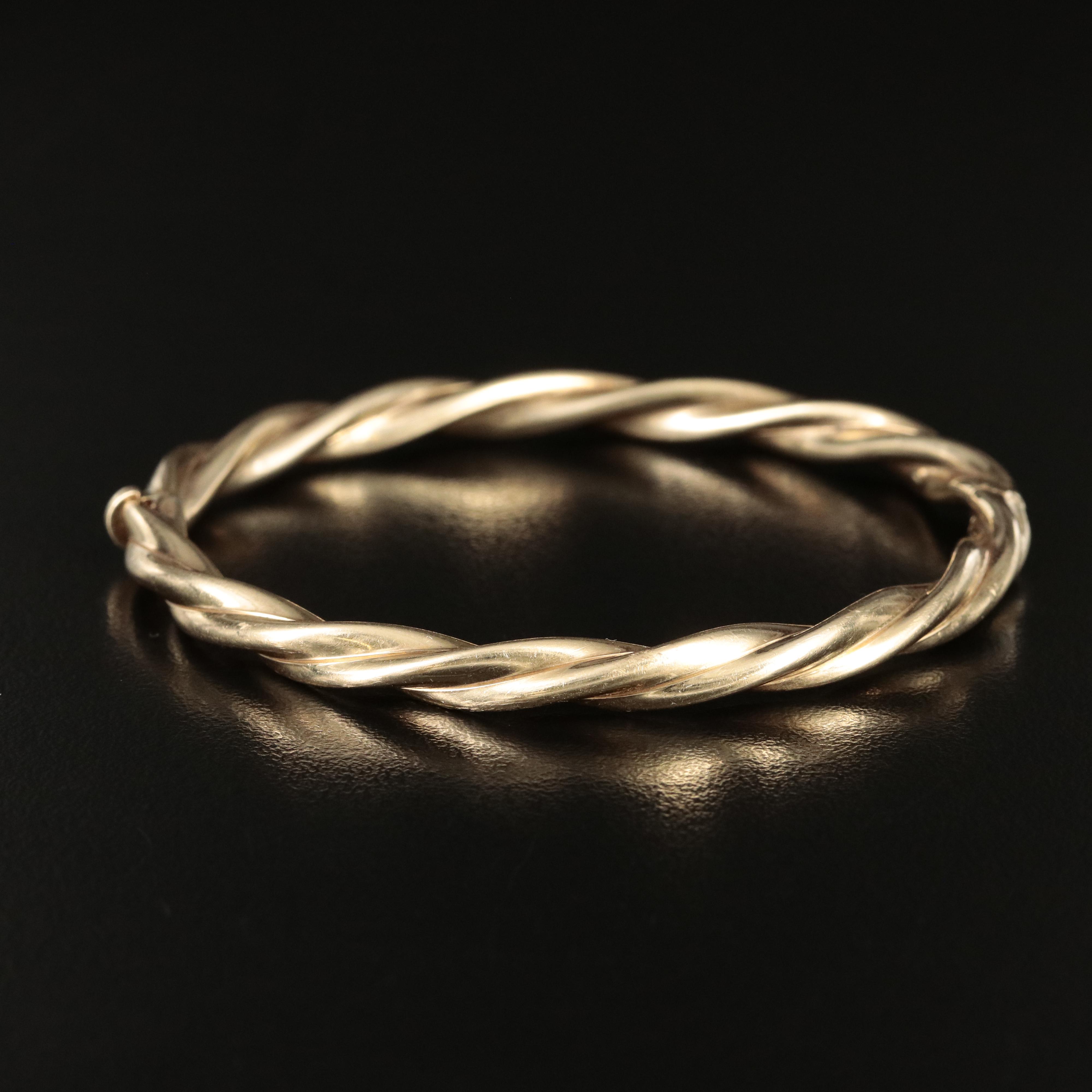 Italian 14K Hinged Fluted Bangle