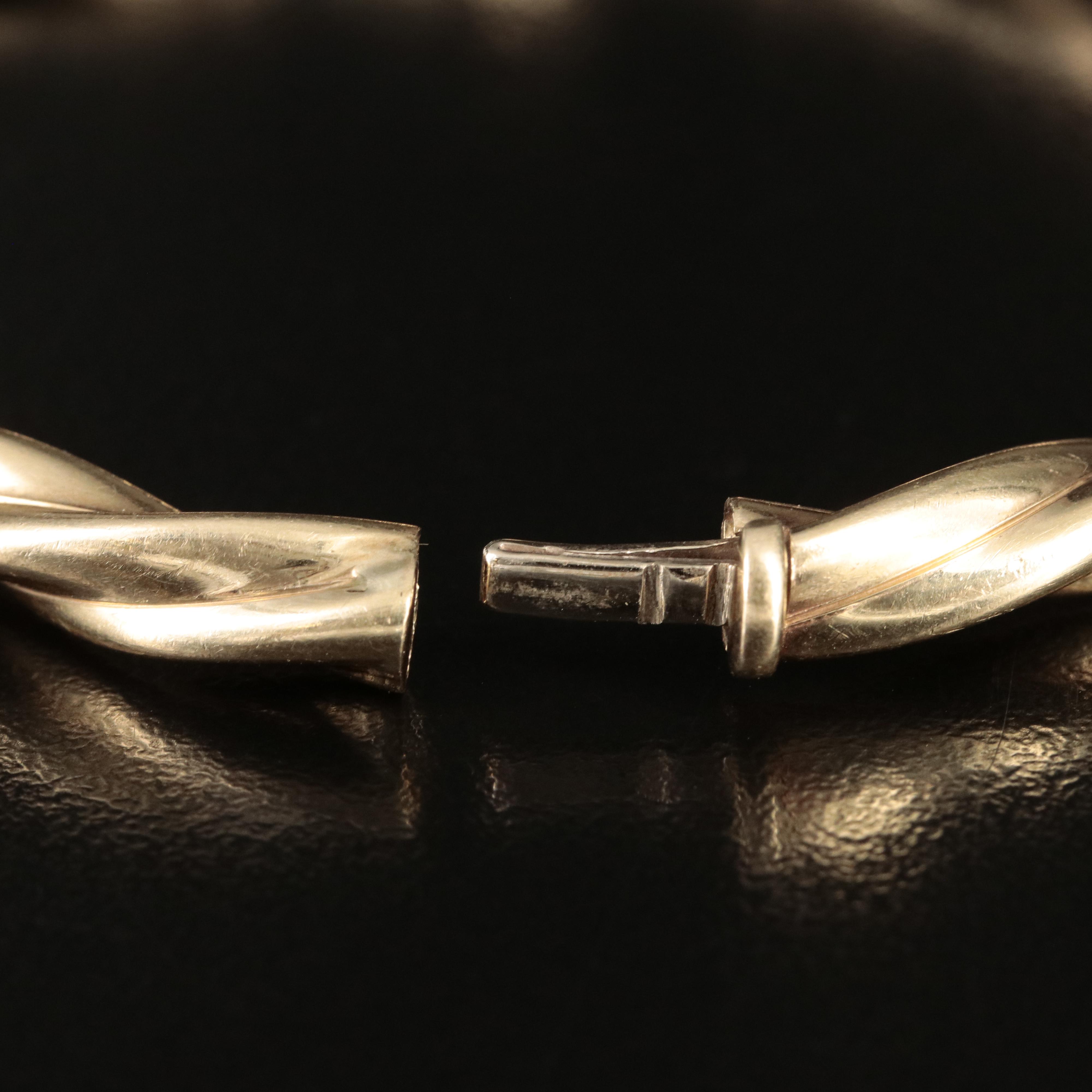 Italian 14K Hinged Fluted Bangle