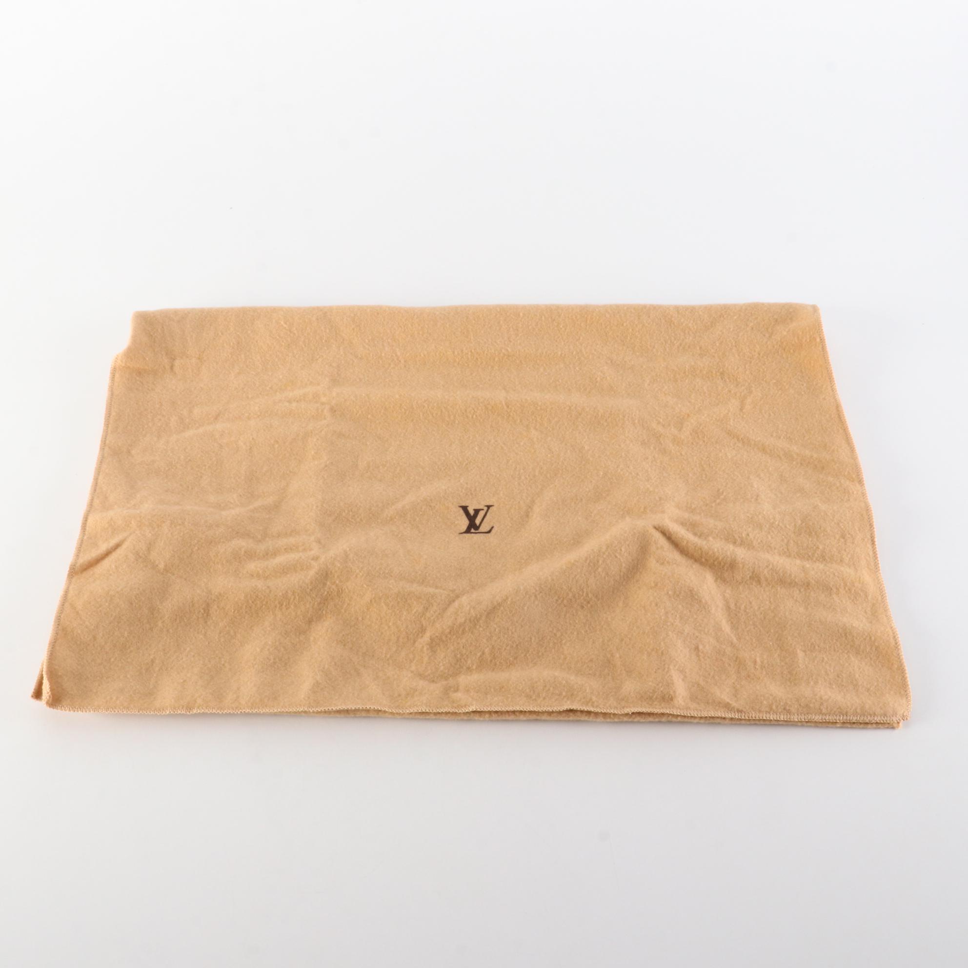 Louis Vuitton Bedford Bag in Monogram Vernis and Vachetta Leather