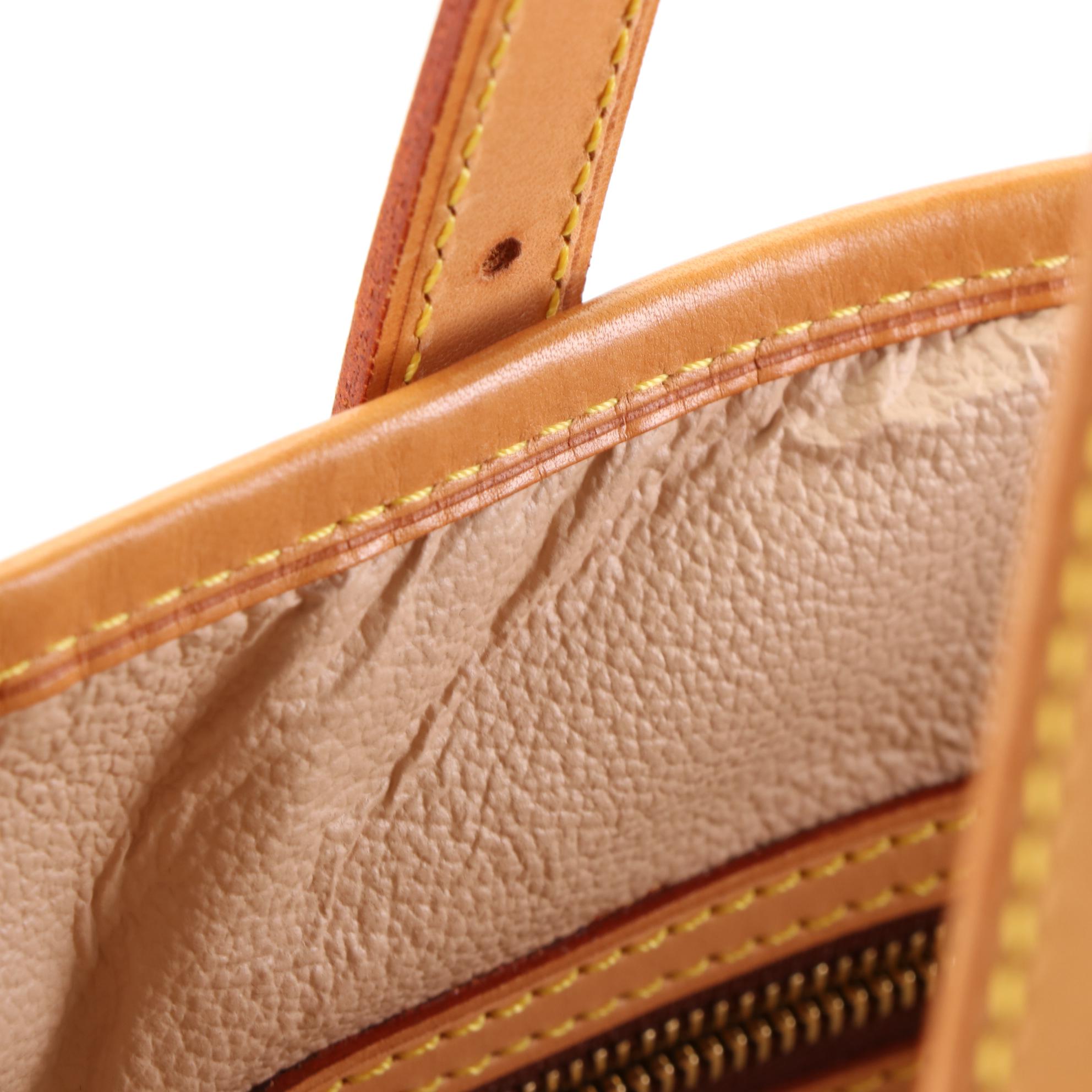 Louis Vuitton Bucket Bag GM in Monogram Canvas and Vachetta Leather with Pouch