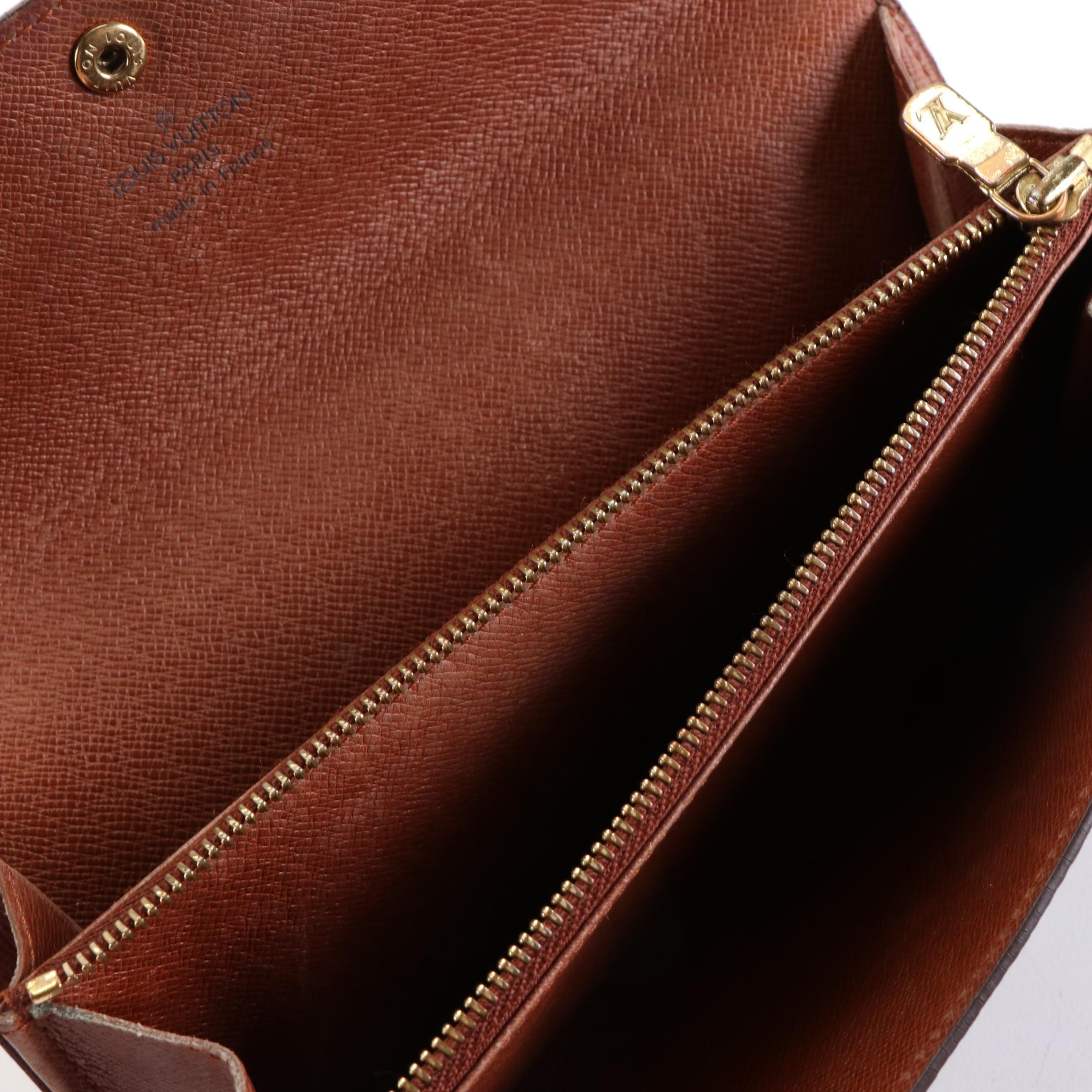 Louis Vuitton Pochette Porte-Monnaie Crédit in Monogram Canvas