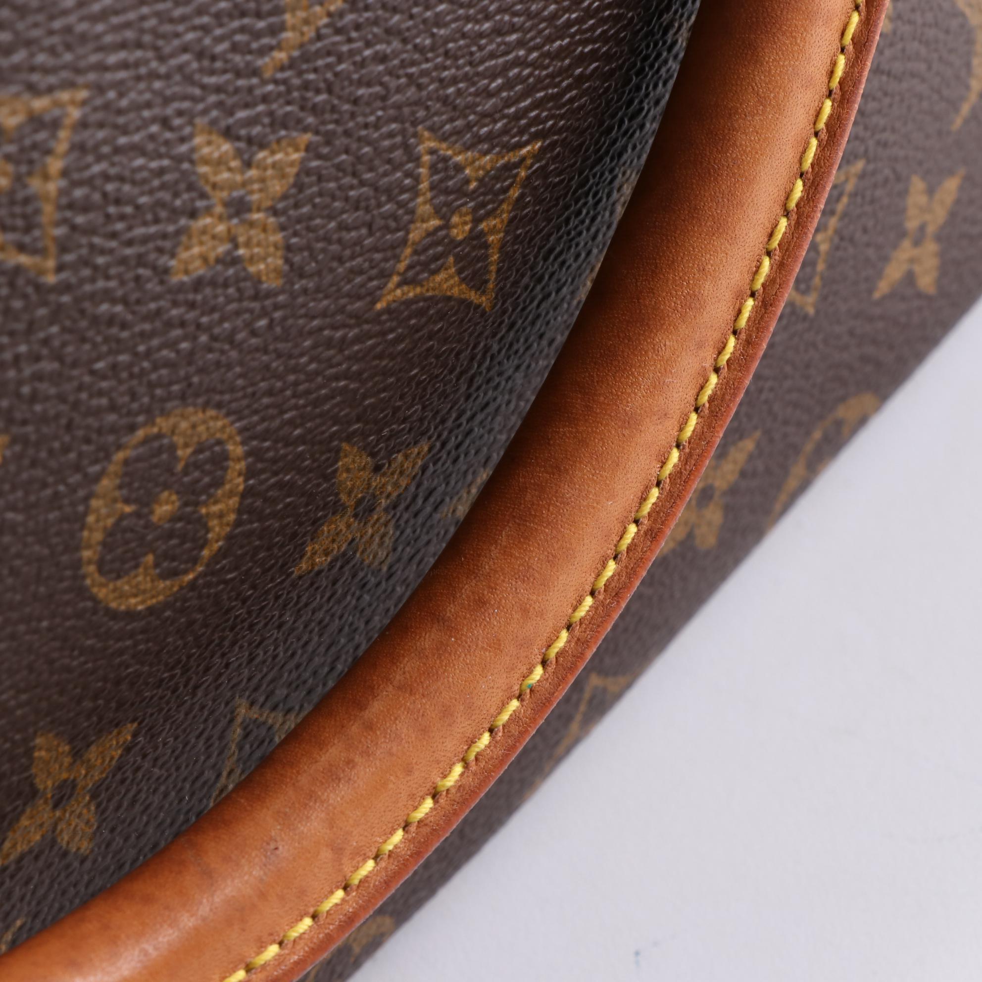 Louis Vuitton Looping GM Bag in Monogram Canvas and Vachetta Leather
