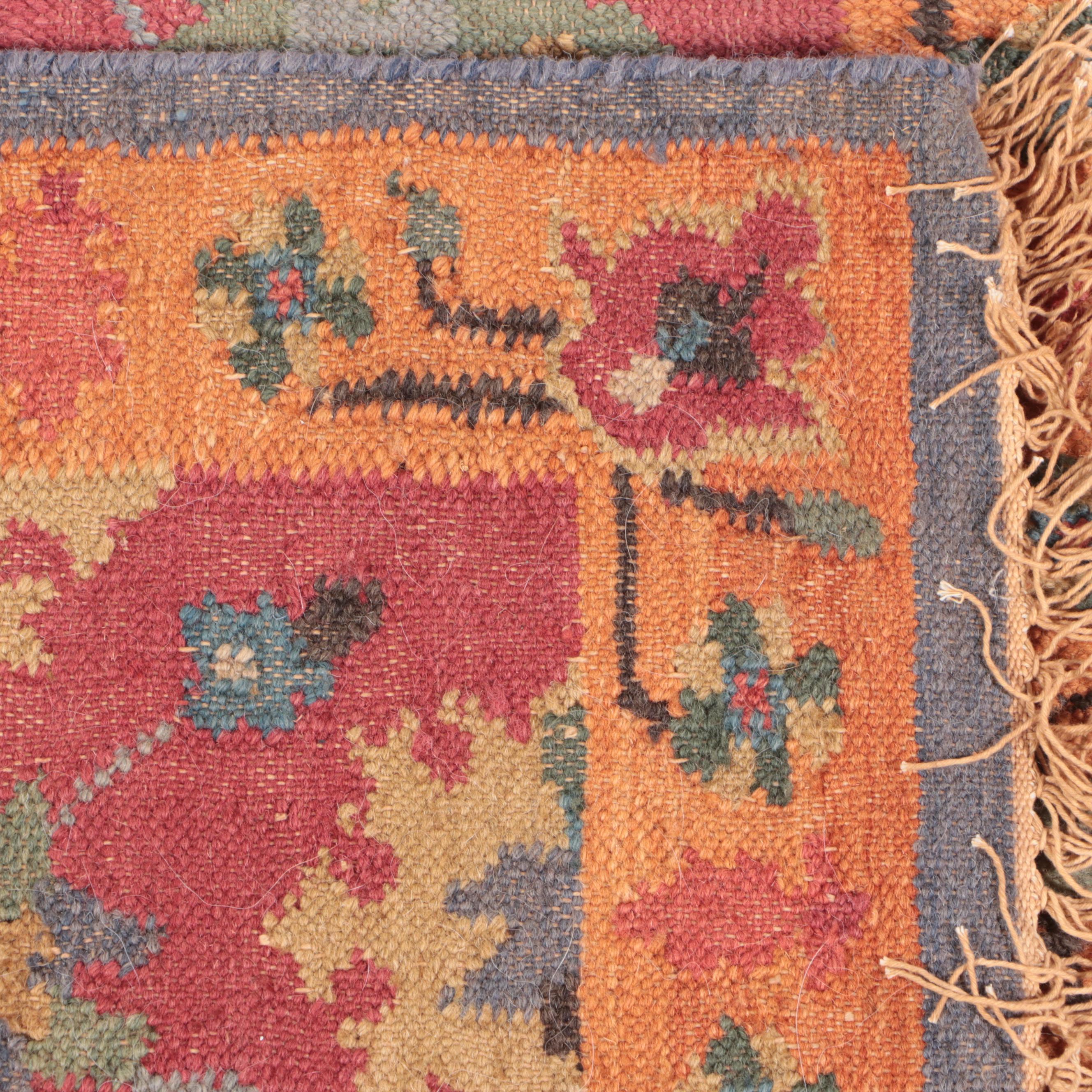 2'6 x 8'5 Handwoven Indian Kilim Carpet Runner