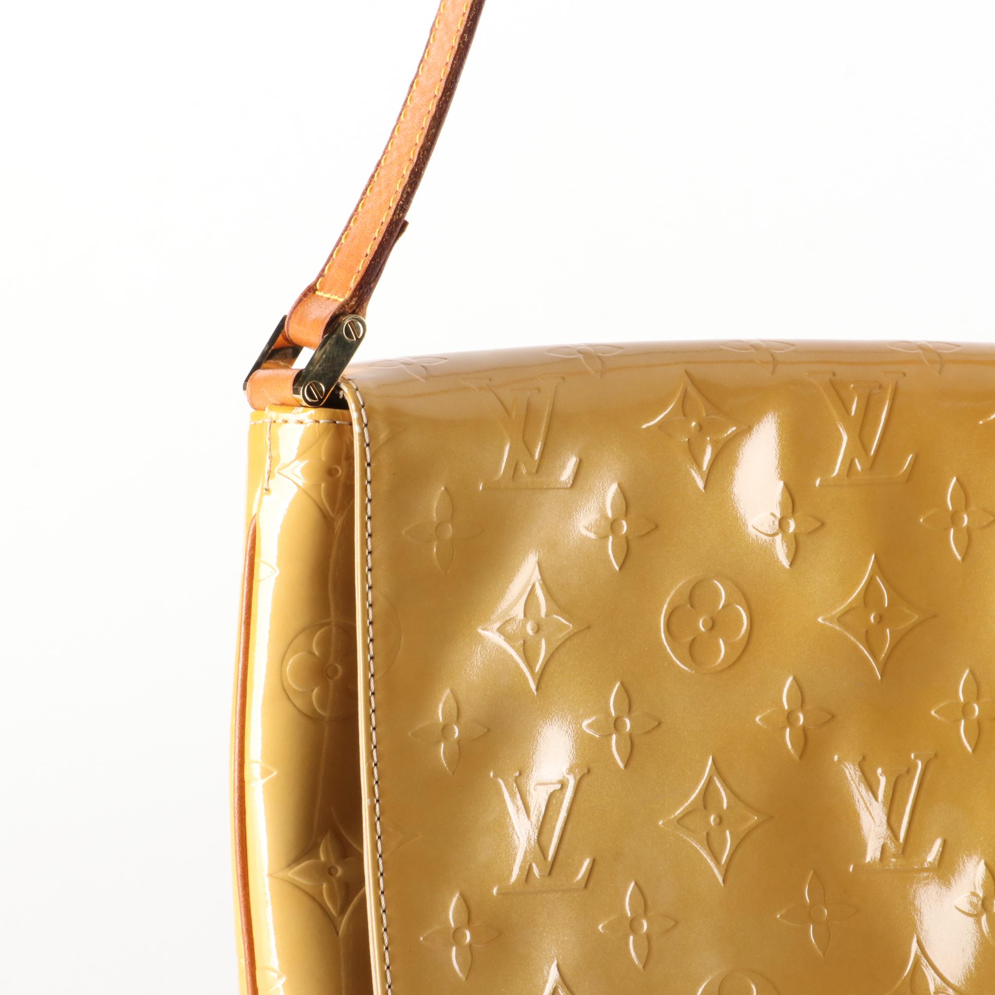 Louis Vuitton Thompson Street Bag in Monogram Vernis