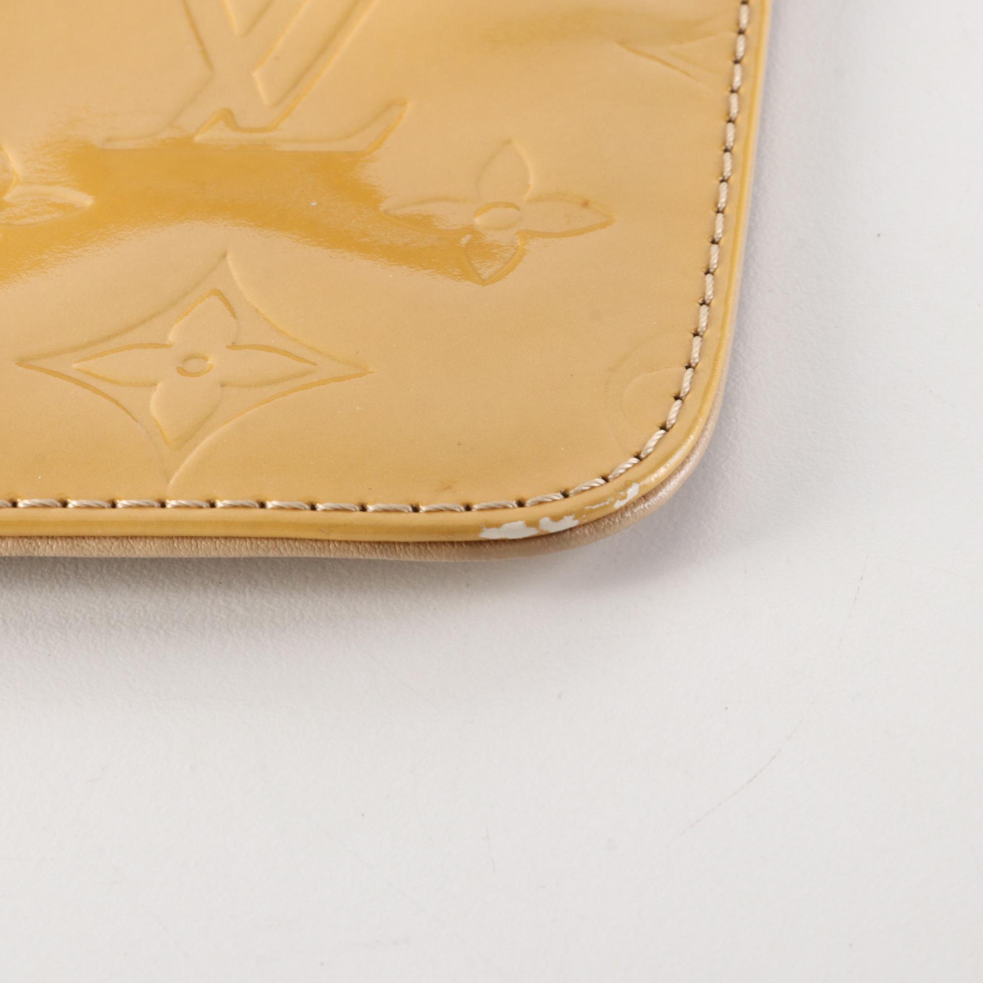 Louis Vuitton Thompson Street Bag in Monogram Vernis