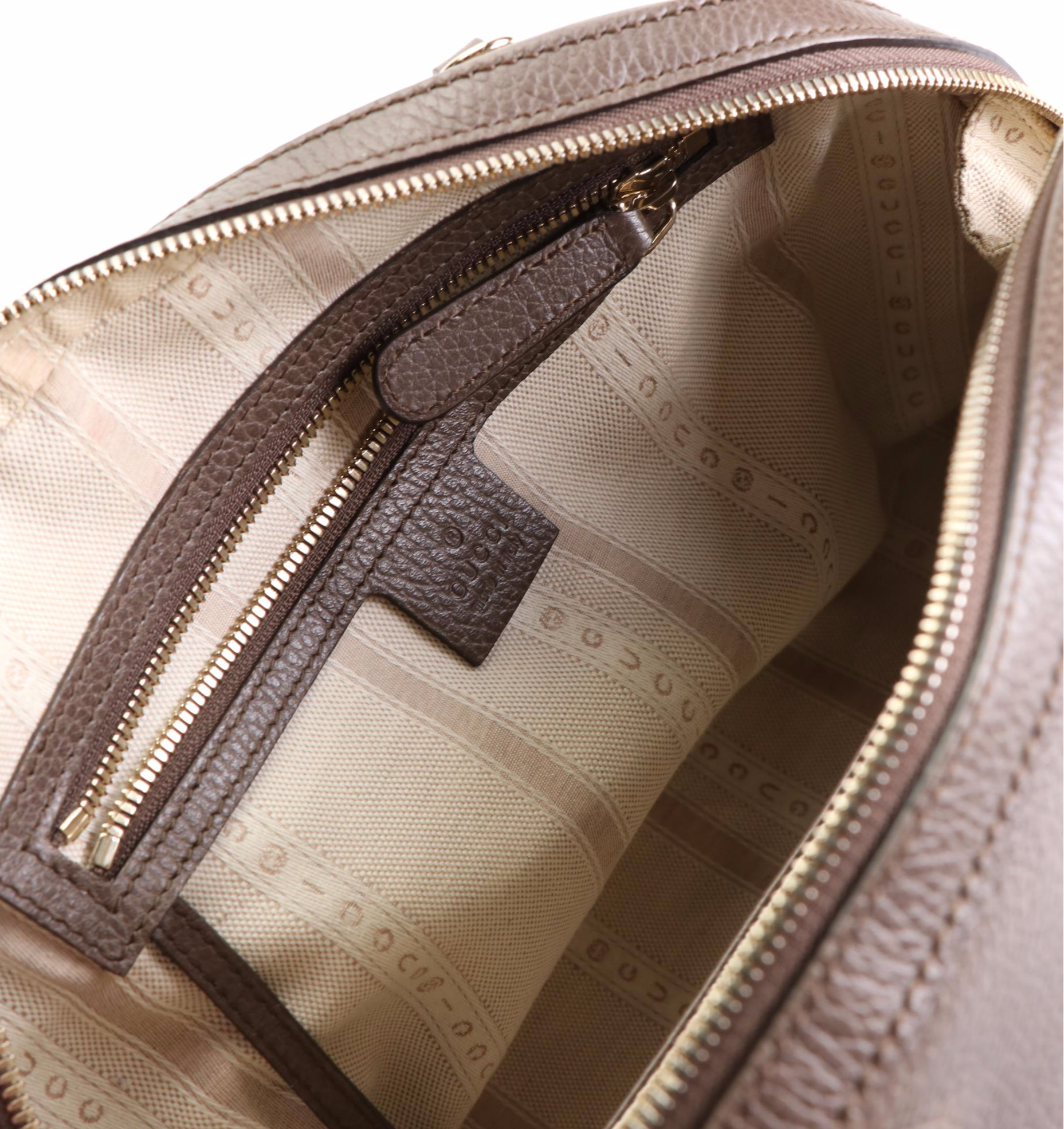 Gucci Lady Dollar Dome Satchel Handbag in Brown Grained Leather